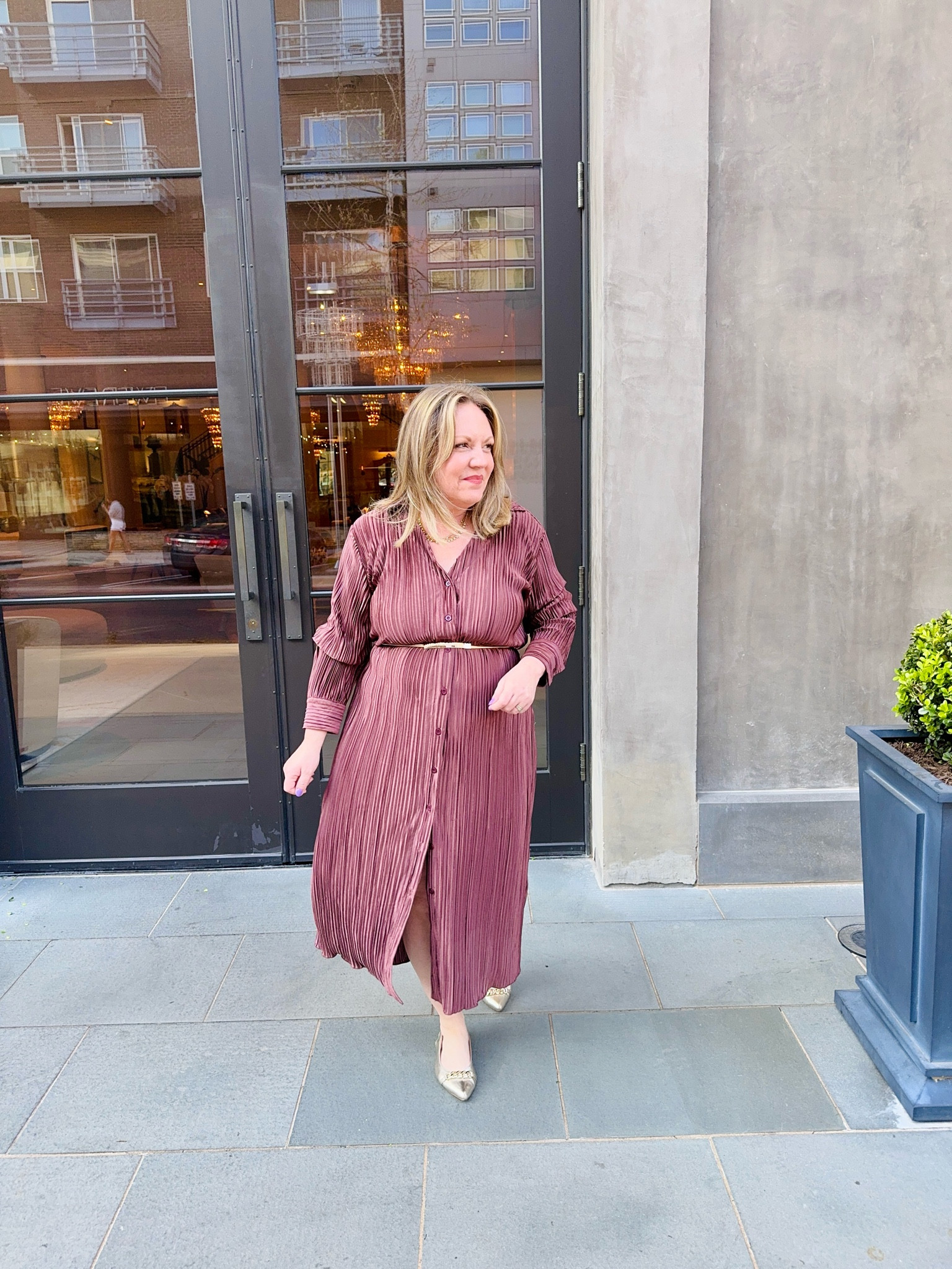 Large dress

#LTKmidsize #LTKsalealert #LTKfindsunder50