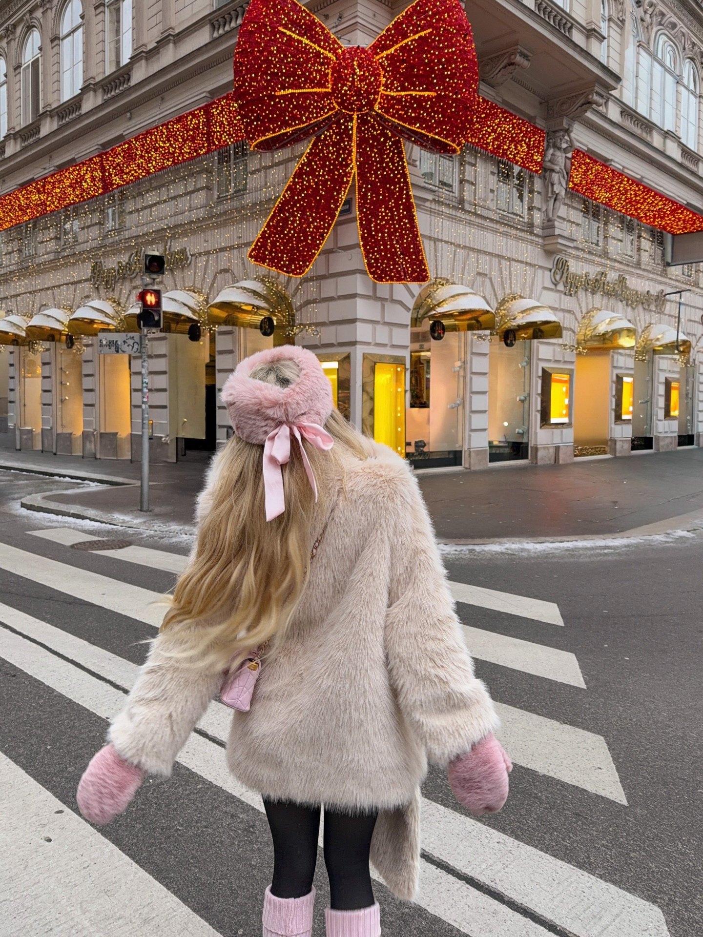 all wrapped up 🎁🎀❄️