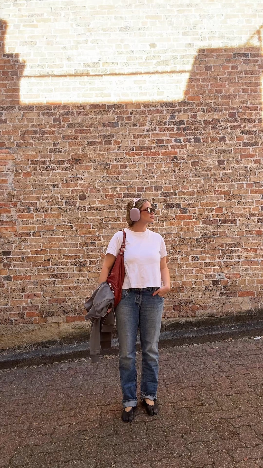 My favourite white tshirt! And I really love these jeans 👖 

#LTKjeans #LTKspring #LTKaustralia