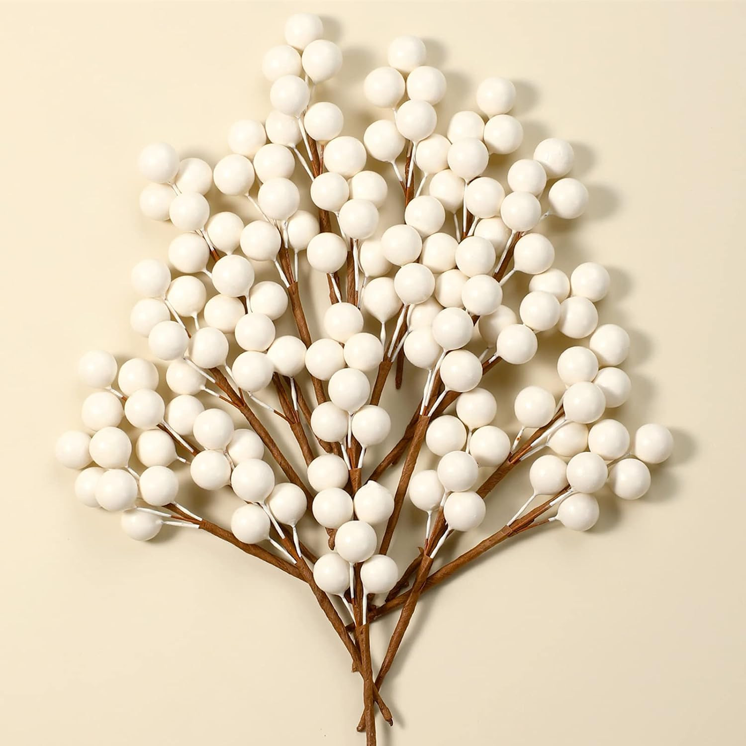Tatuo 360 Pcs White Glossy Artificial Holly Berries Christmas Fake Stems | Amazon (US)