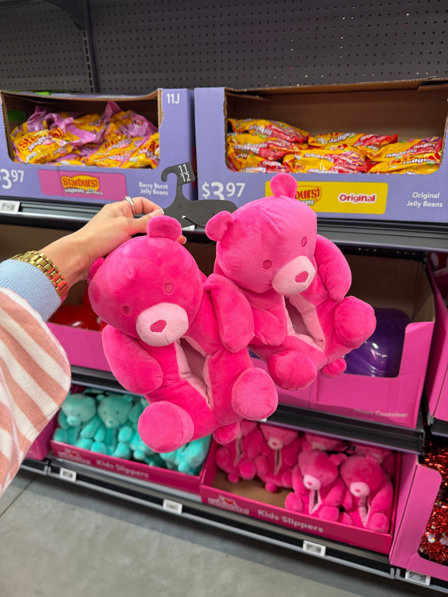 Teddy bear vday slipper!!🩷🧸

Walmart Valentine’s Day slippers, teddy bear slippers, heart slippers, fuzzy slippers, cozy house shoes, Valentine slippers for women, cute lounge slippers, affordable Valentine’s gift, pink teddy slippers, plush slippers, cozy gift ideas, Galentine’s gift, women’s cozy finds, Walmart Valentine finds, budget friendly gift, soft plush house shoes, Valentine’s cozy essentials

#LTKSeasonal #LTKFindsUnder50 #LTKootd