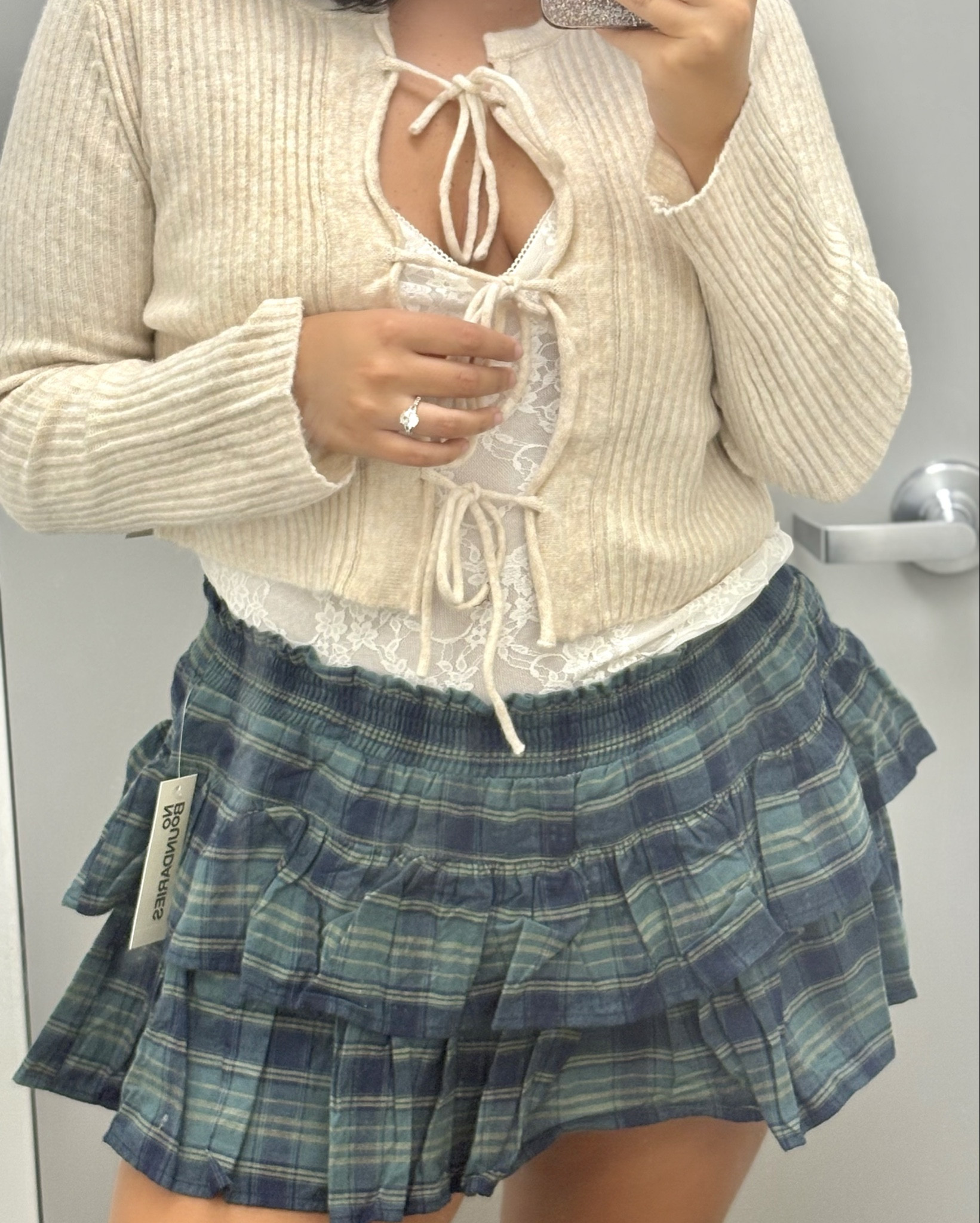 Soooo cute!! #fall #ootd #fallootd #clothes #womensootd #womensclothes #clothes #outfit 