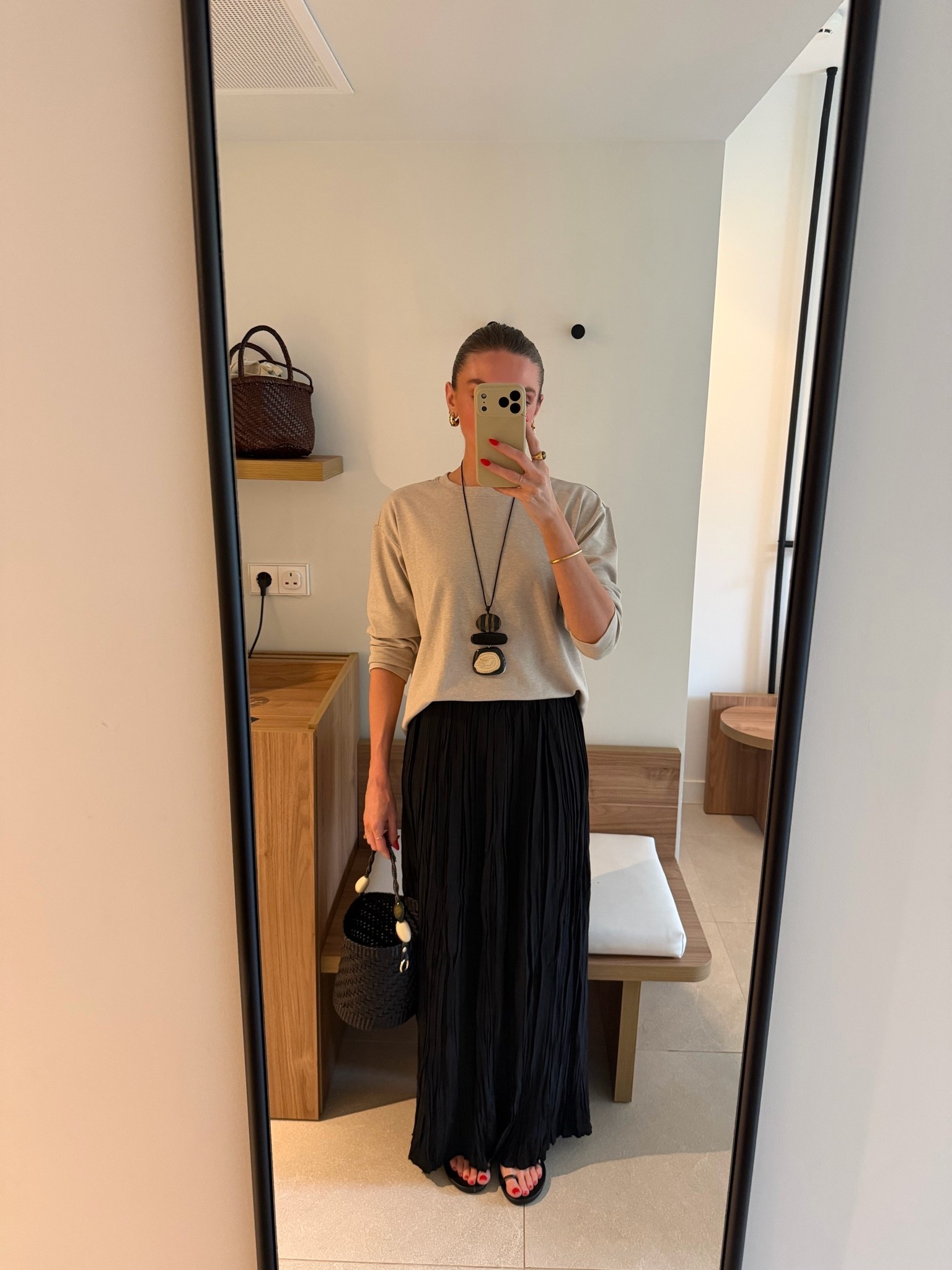 Small in the Aritzia long sleeve, colour: Heather Ecru
It does run big so I would size down 
Size 6 in the Topshop black crinkle maxi skirt, I’m 5ft 6
Zara pendant necklace
Sense Studio bag 
Ancient Greek sandals

#LTKuk #LTKspring #LTKsummer