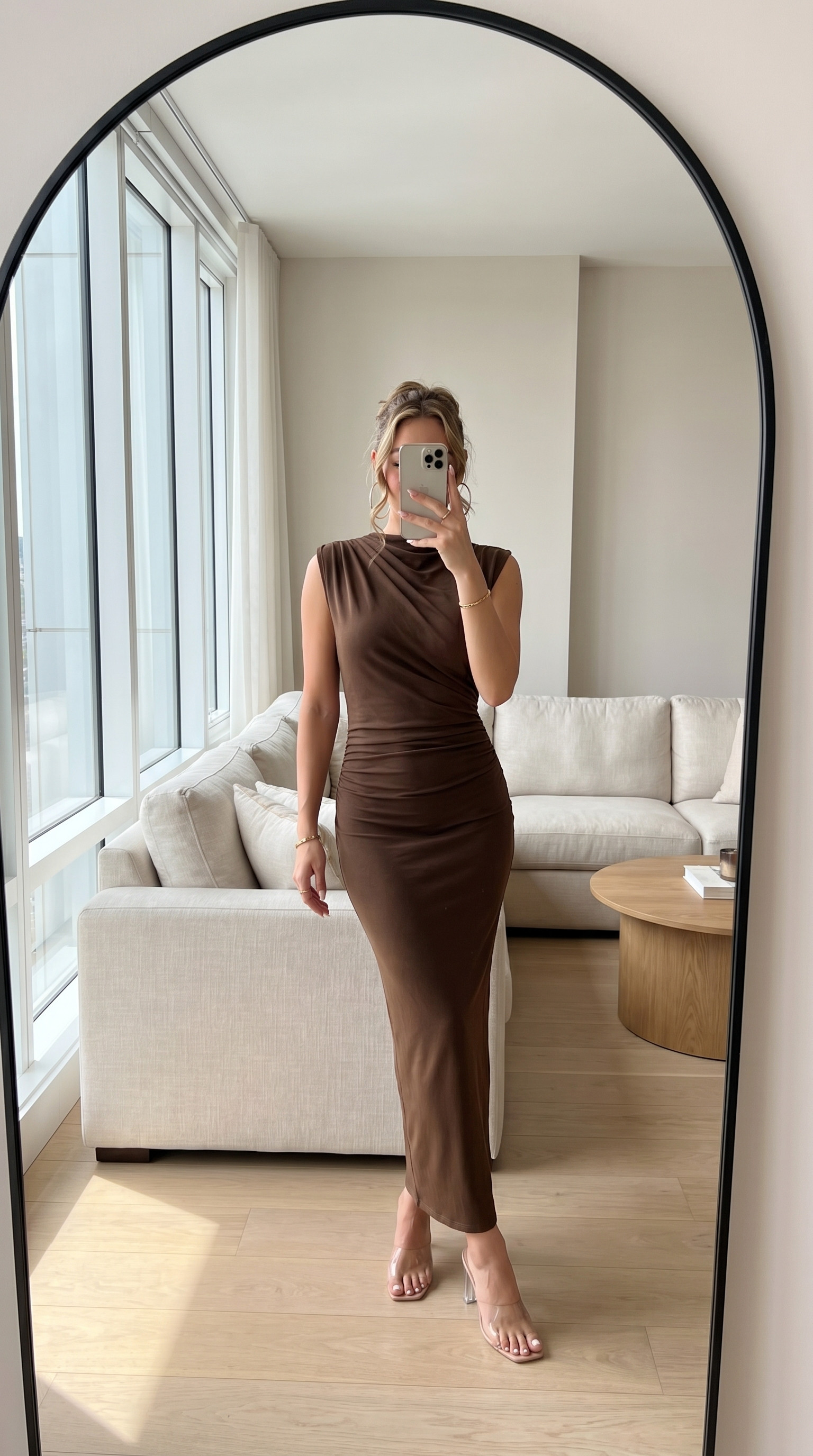 🤎 Chocolate Draped Midi Dress

Minimalist girls, this one's for you. 🤎 This chocolate draped midi looks designer-inspired and is perfect for cocktail weddings, rehearsal dinners, evening receptions, and date nights. The ruching is so flattering.

✨ Linked here!

brown midi dress, cocktail wedding guest dress, chocolate brown dress, minimalist fashion, elegant wedding guest outfit, Amazon dresses 

 #LTKWedding