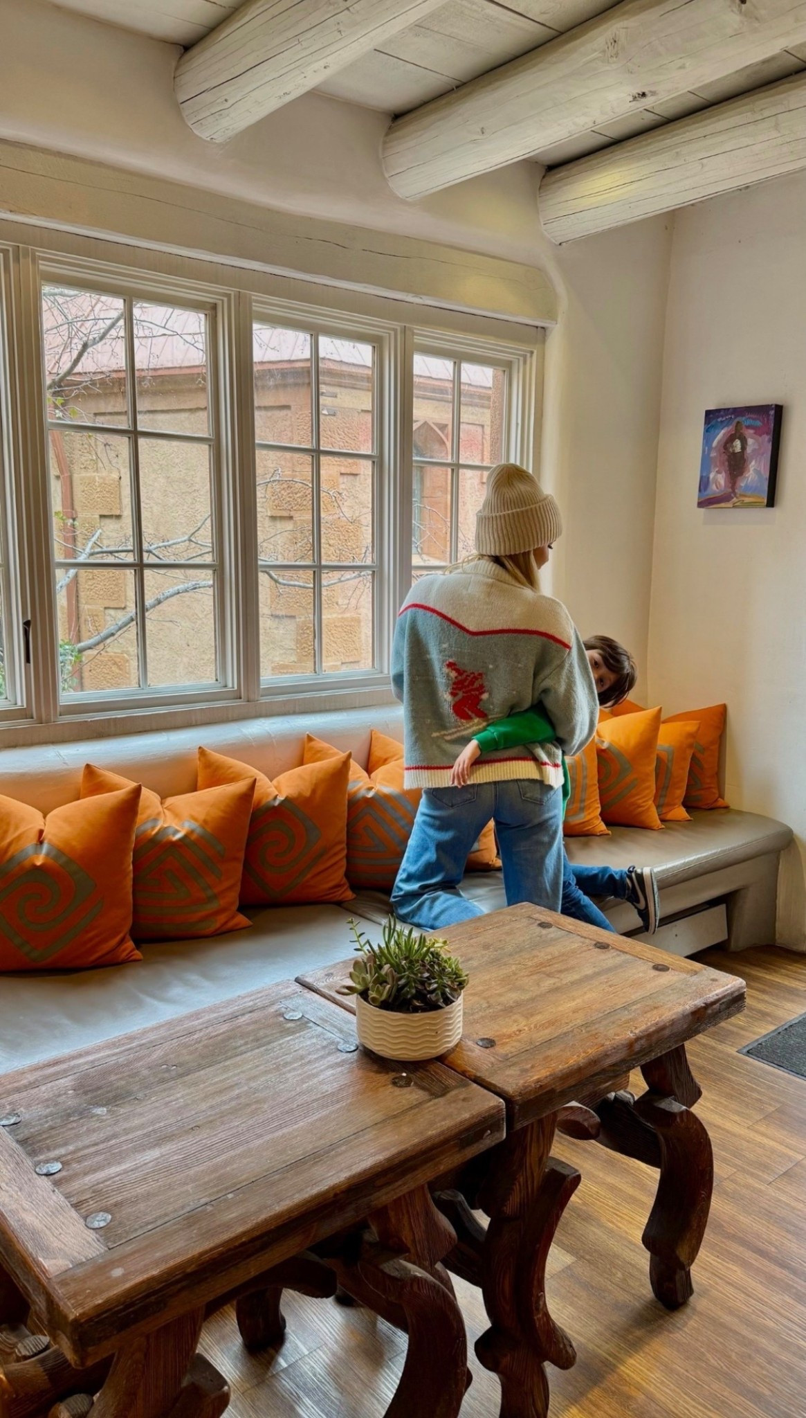 Spring break ski trip
Sweater
Varley
Puffer jacket
Faux leather dress
Western boots


#LTKfindsunder100 #LTKSeasonal #LTKsalealert