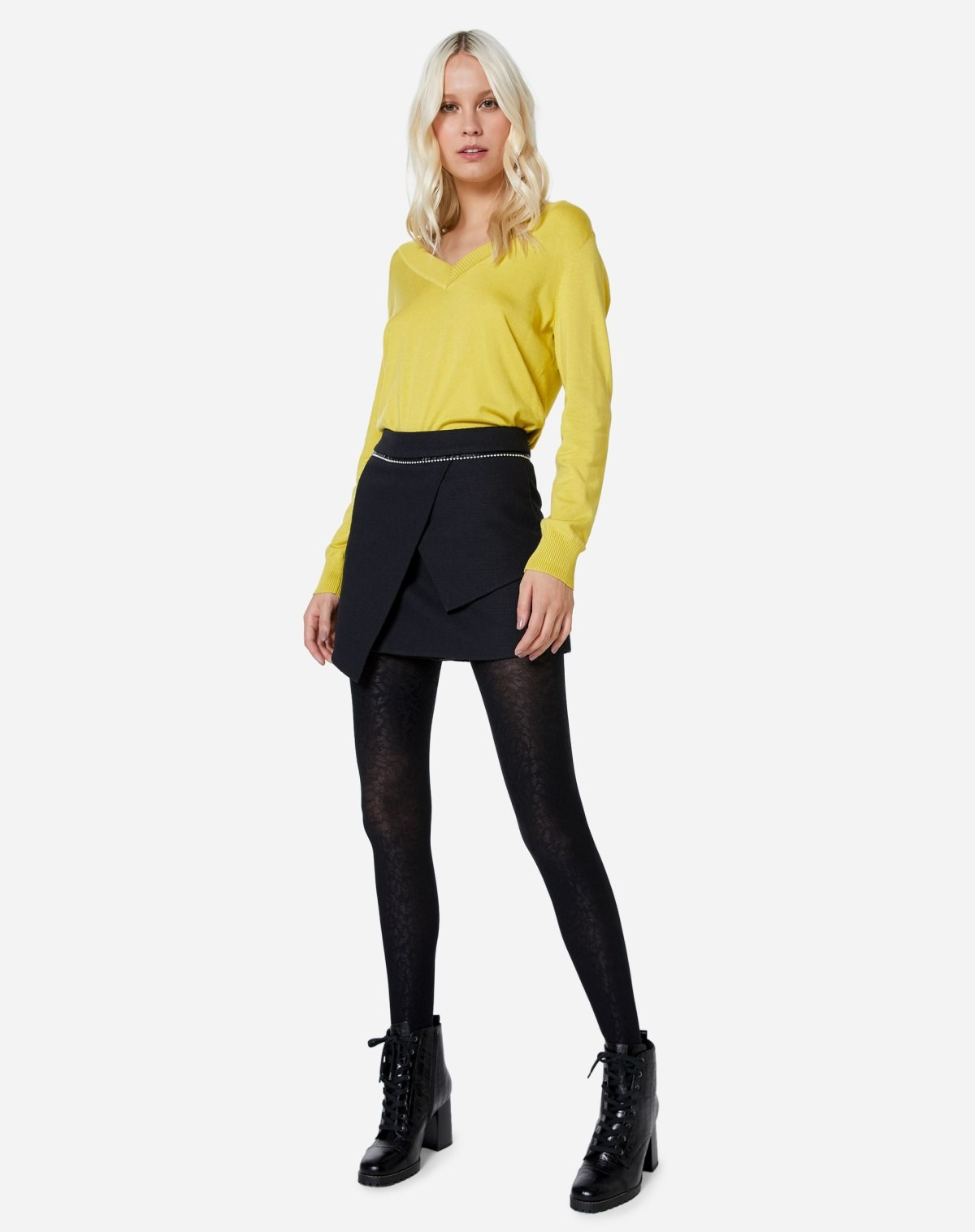 Roupas Femininas, Vestidos, Sapatos, Blusas, Calças, Saias, Moda | Amaro BR