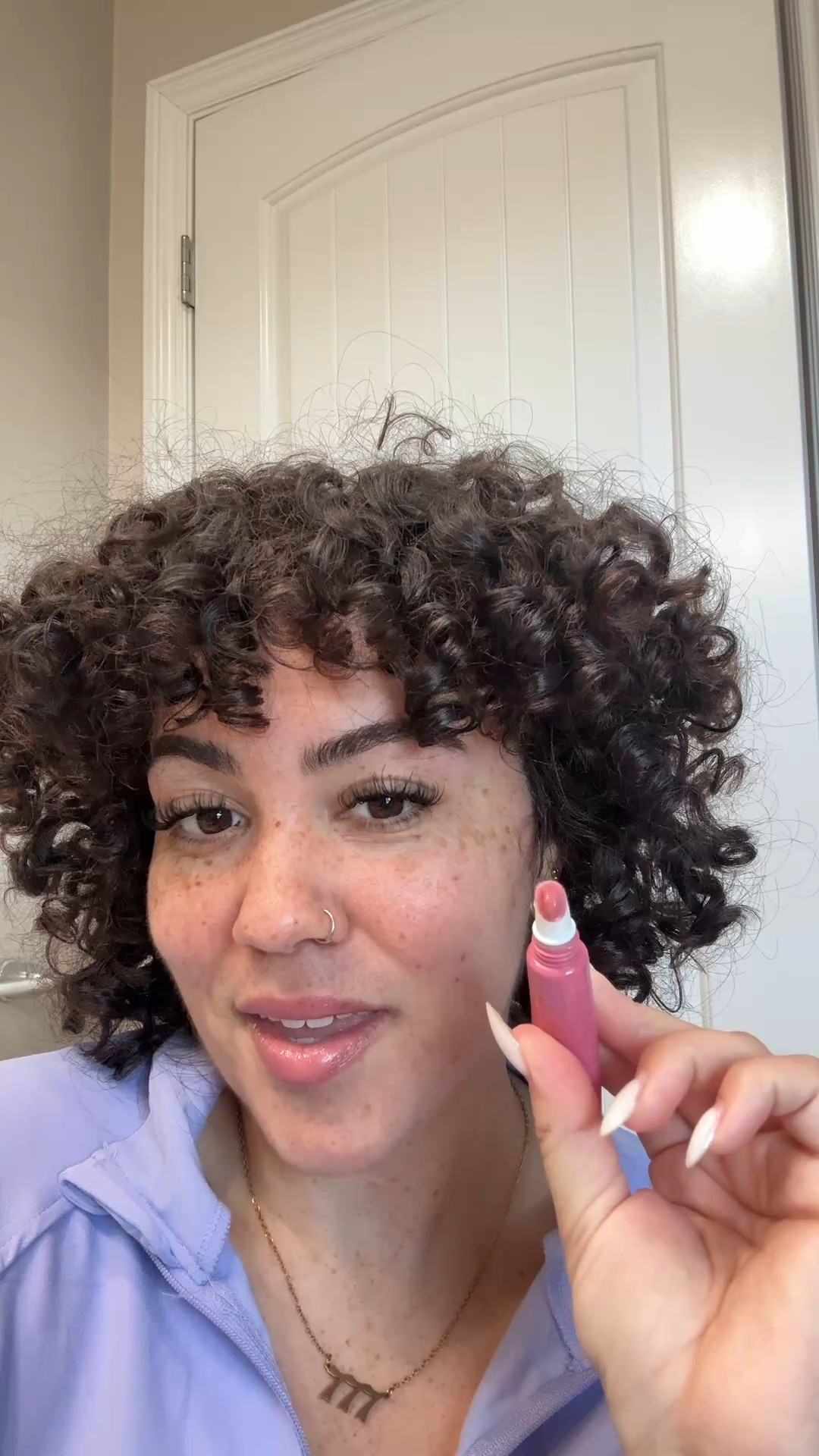 gifted by Clarins 

My new favorite lip balm 🫶🏻🫶🏻
@clarinsusa
