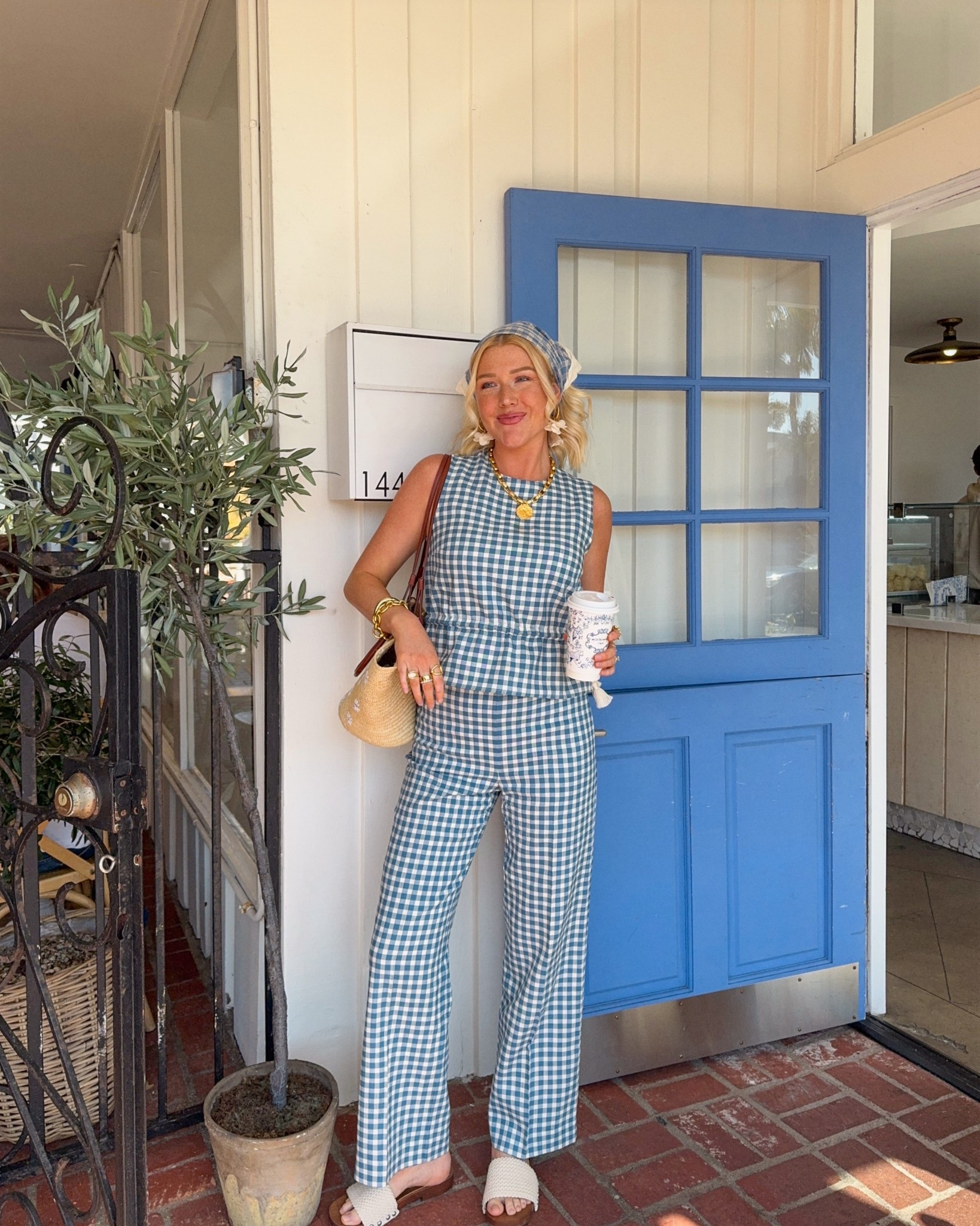obsessed with anything blue + gingham right now & this set is no exception🤭🩵 wearing size 2 in the top + size 4 bottom! use my code CHERIDAN30 for 30% off Casely’s site🫶🏼 

#LTKootd