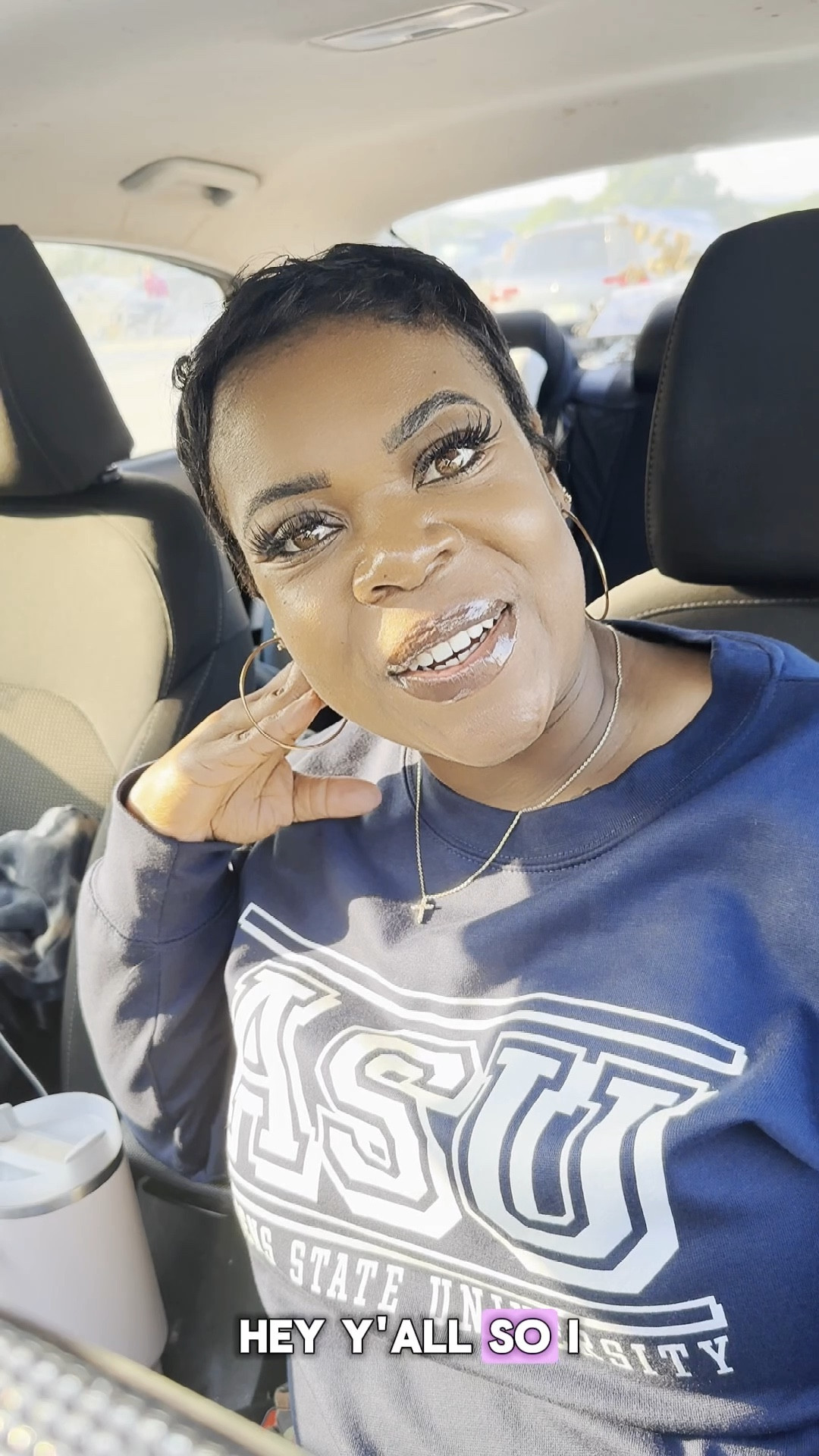 Friday mood: fresh face, light coverage, and glowing skin✨
I’m letting my skin breathe today with the @livetinted moisturizer—hydration, tint, and SPF all in one. It’s the perfect no-makeup makeup vibe to kick off the weekend. Who else is team glow and go? 🌞💧
#LiveTinted #SkinFirst #WeekendSkin #TintedMoisturizerFriday

#LTKSeasonal #LTKFindsUnder50 #LTKBeauty