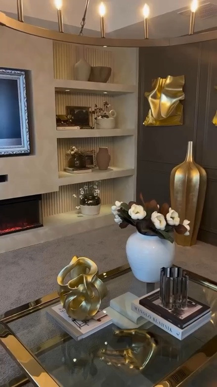 Comment SHOP for the link to shop the new 
@ZGallerie launch before it’s gone. https:// liketk.it/6h8Nc

Sculptural. Elevated. Effortlessly bold. @zgallerie just unveiled their newest accents, and every piece feels like art you can live with. Organic forms, warm metallics, and reflective details that instantly transform a space no overthinking required.
These are statement pieces that speak for themselves.

• Perfect for shelves, consoles, and coffee tables
• Timeless silhouettes with a modern edge
• Small details that make a major impact
Which piece are you styling first?

#ZGallerie #NewLaunch #HomeDecornspo #LuxuryHome #ModernDecor SculpturalDecor