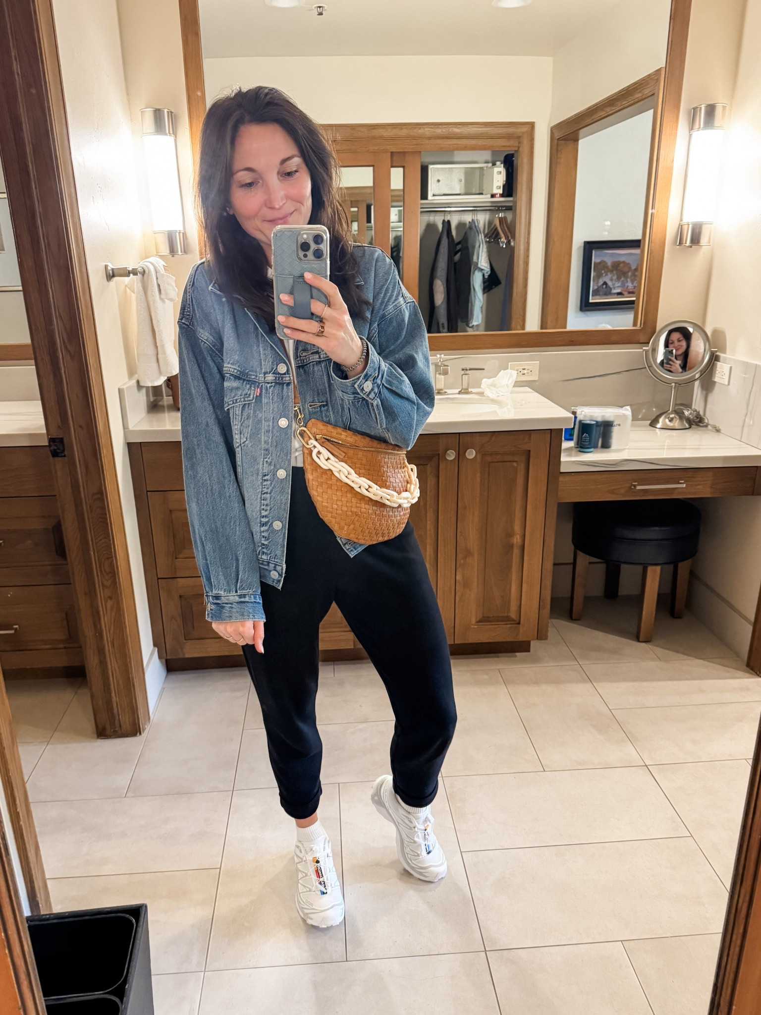 Comfy travel outfit 

#LTKActive #LTKSeasonal #LTKTravel