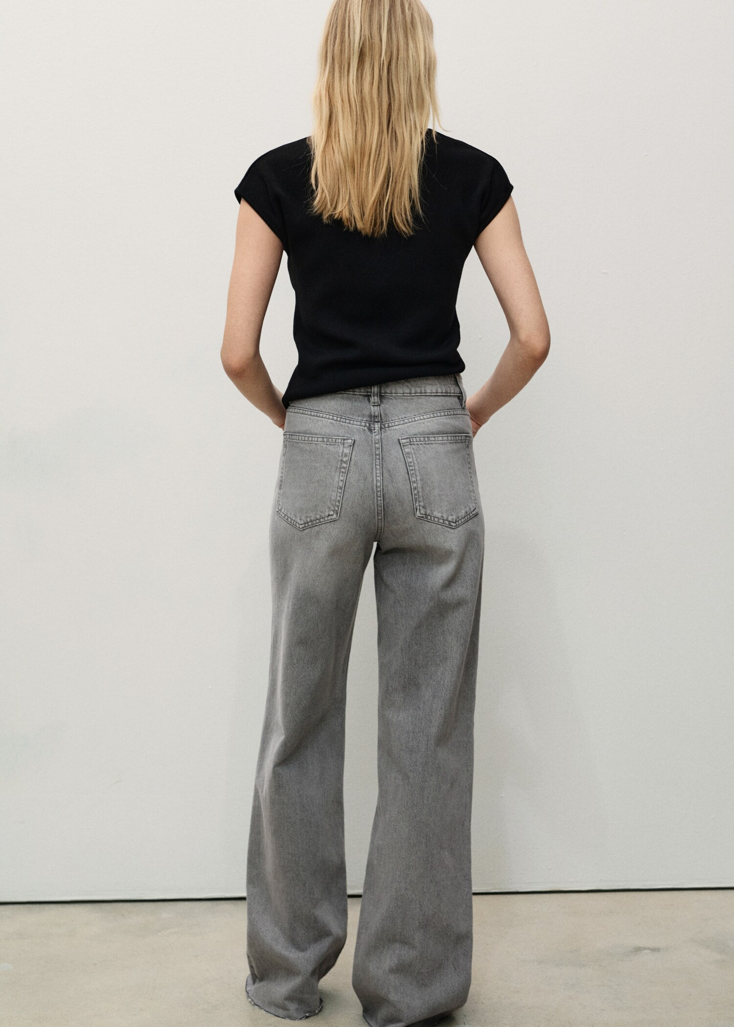 Danila wideleg high-rise jeans - Women | MANGO United Kingdom | MANGO (UK)