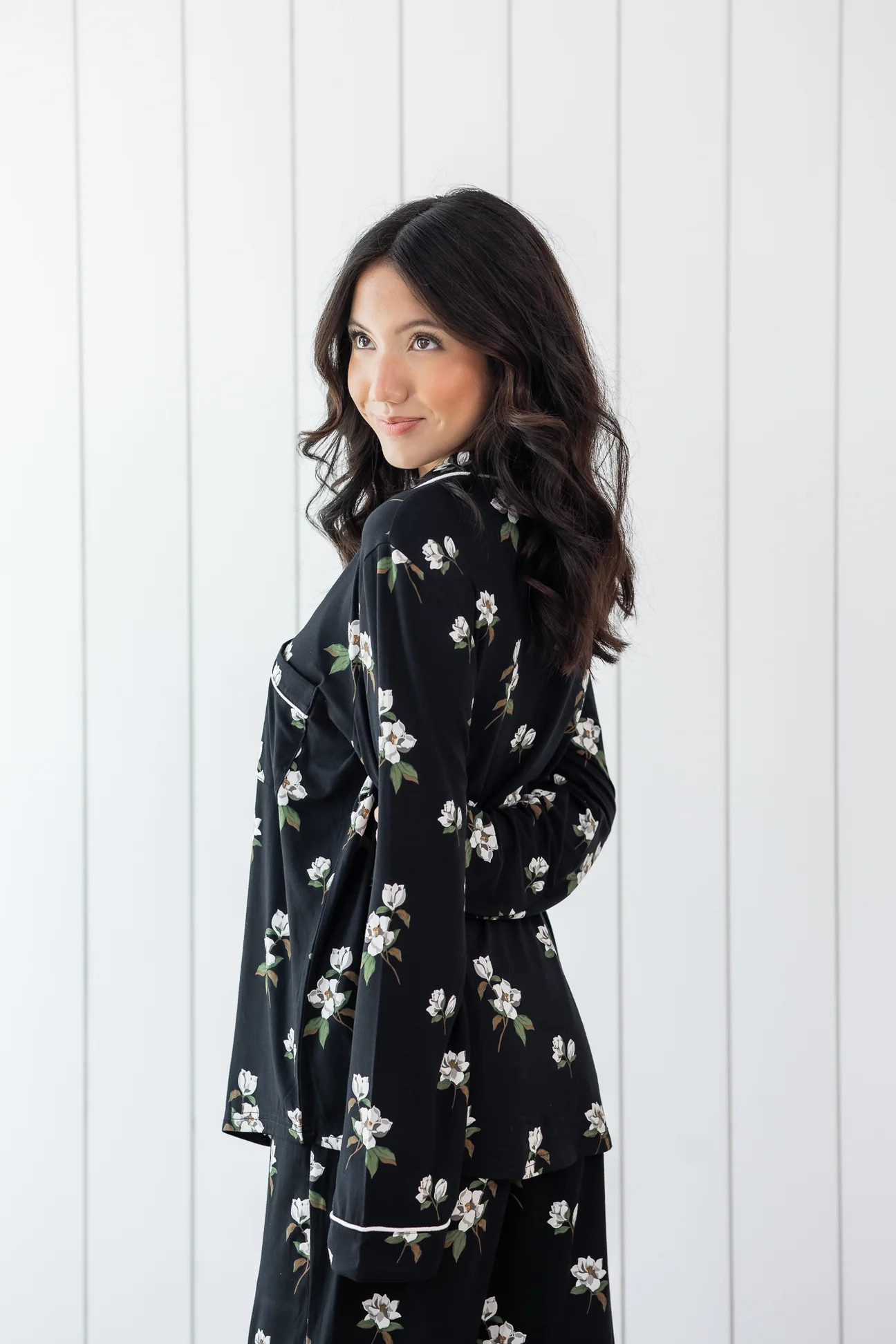 Bamboo Long-Sleeved Women's Pajama Set in Big Midnight Magnolia | Kyte Living