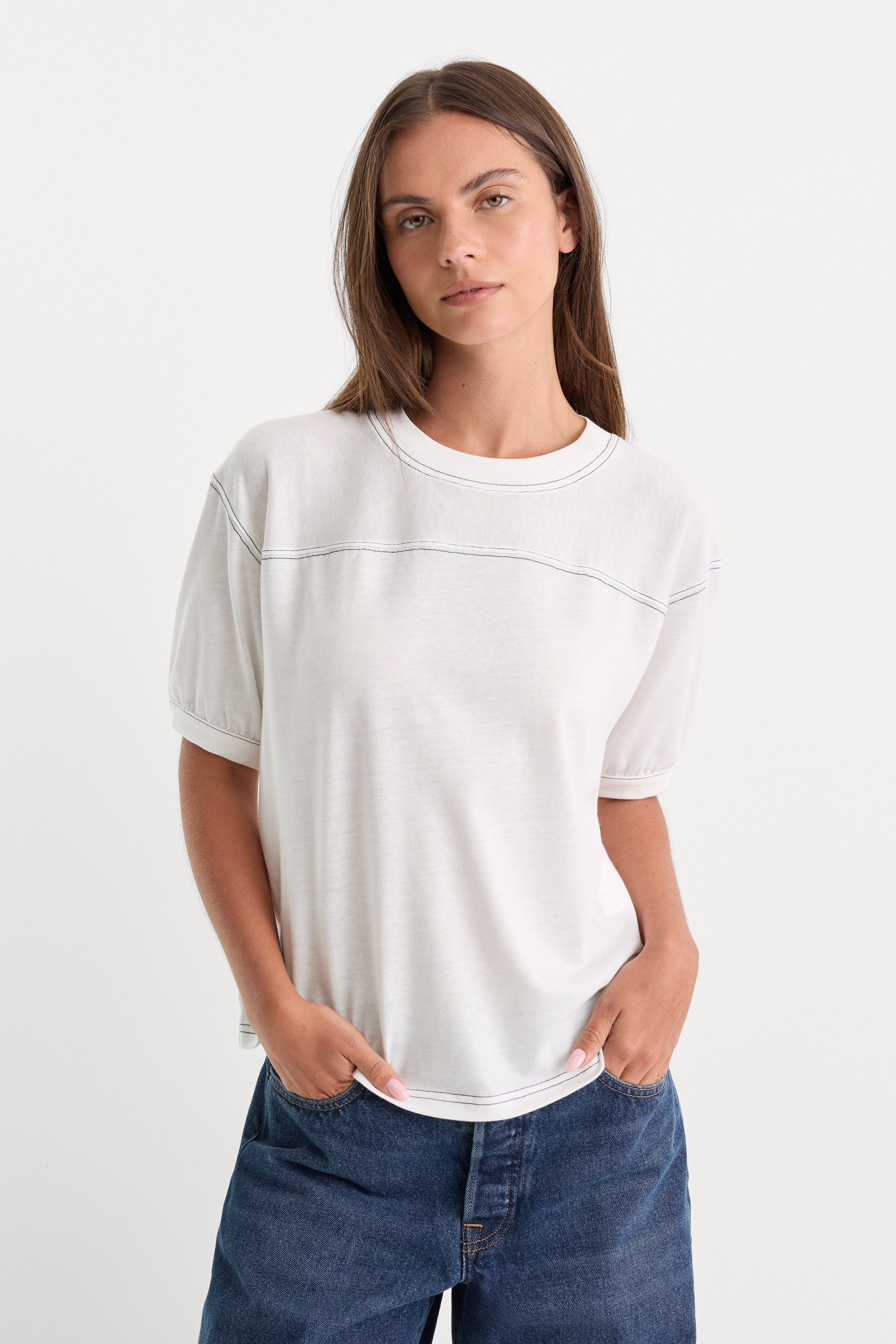 Women's The Gym T-Shirt | Chalk, Size XS | Good American by Khlo� Kardashian | Good American