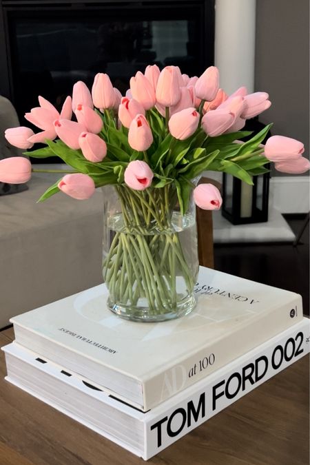 Viral faux tulips #tulips #viral #faux #amazon #amazonfinds #floral #springtime #springfloral 

#LTKhome #LTKfindsunder50 #LTKfindsunder100