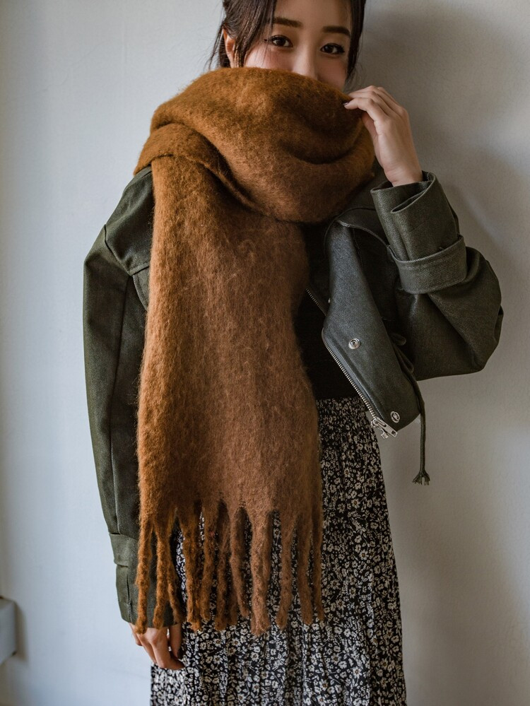 DAZY Solid Tassel Decor Scarf | SHEIN