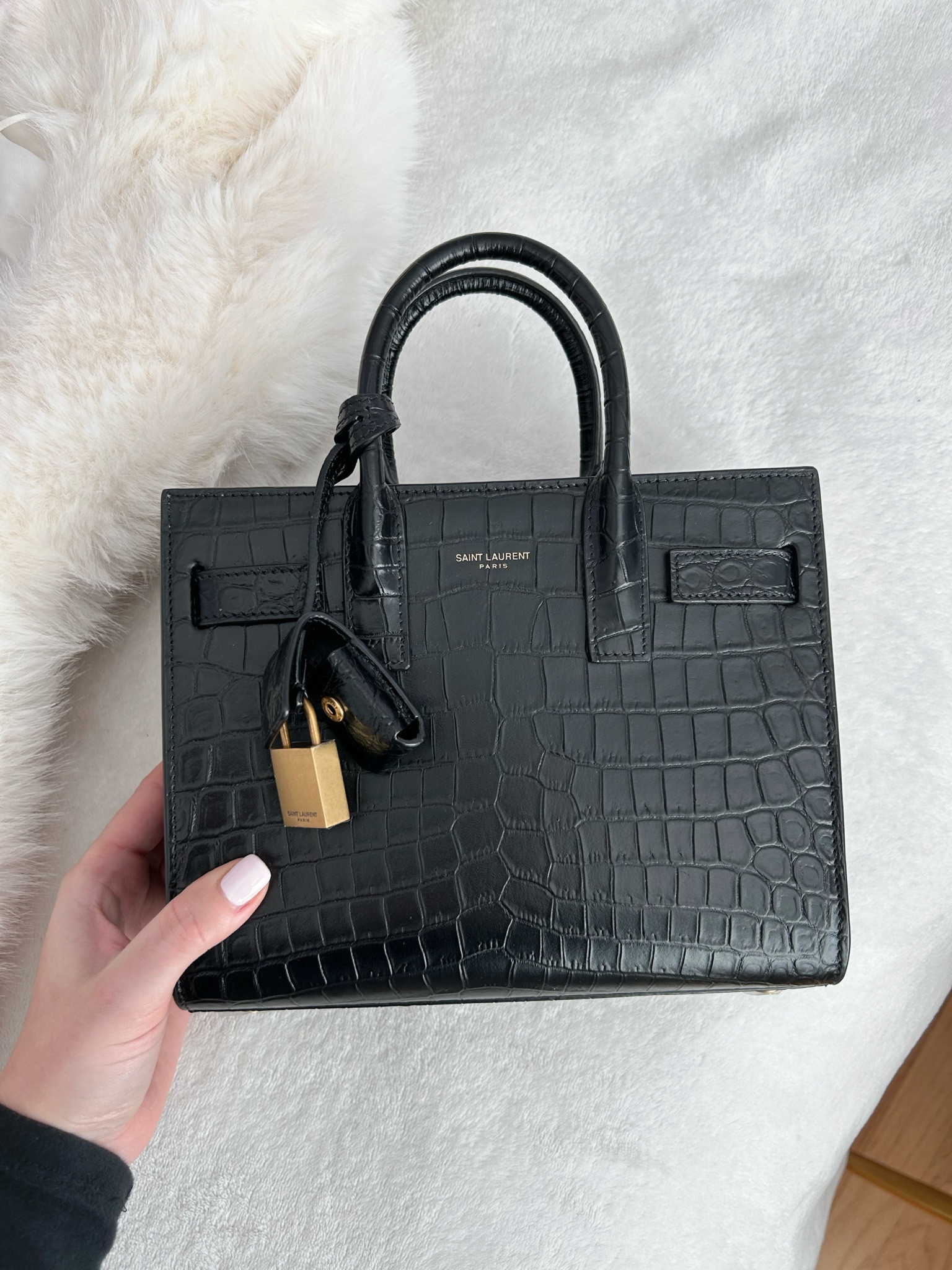 Cute work bag✨ definitely an investment piece 🖤

#LTKitbag #LTKworkwear #LTKSpringSale