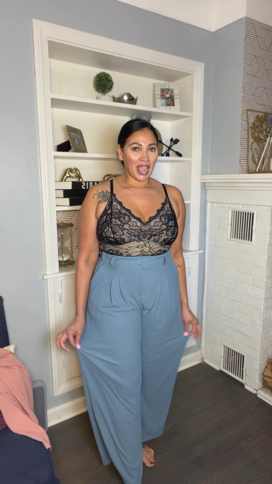 Halara workpants are so comfy!! They are the only workpants I don’t rush to get out of!
For reference- I’m 5’6” 180lbs - wearing a size large pants 

#LTKSpringSale #LTKMidsize #LTKootd