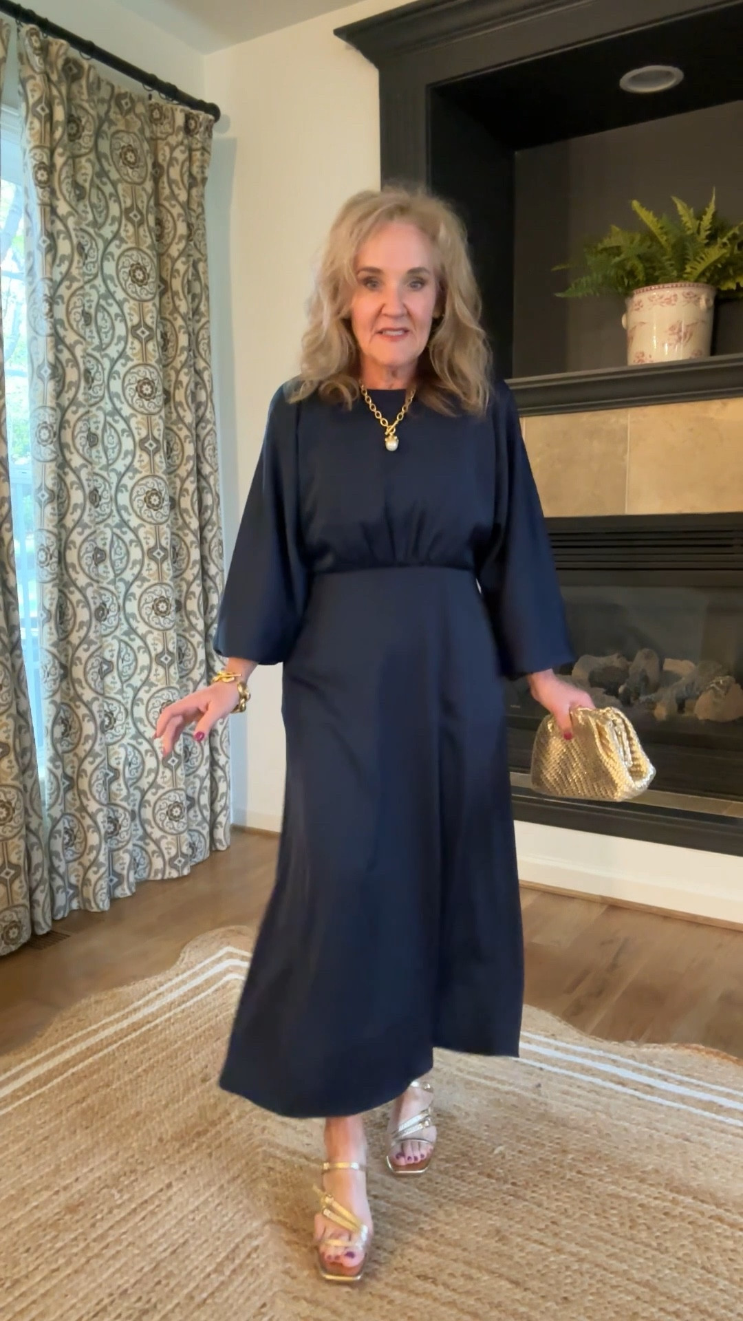 The prettiest affordable wedding guest dresses around. Wearing my regular size medium or size 8 in all! 

Formal wedding guest dresses around garden wedding blue floral dress pink MOG MOB dress navy dress midi dress semi formal dress formal dress 

#NordstromRackPartner #rackscore @nordstromrack 

#LTKWedding #LTKWatchNow #LTKOver40