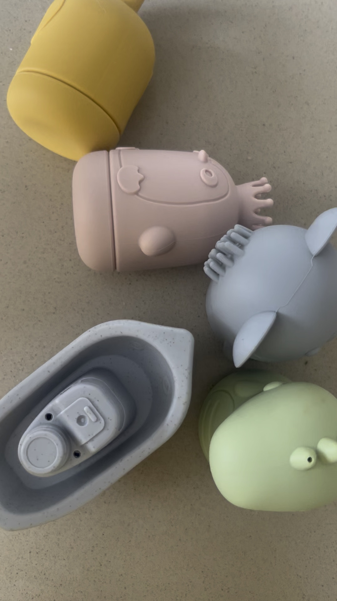 Obsessed with these NO MOLD no-toxic silicone bath toys! Love that you can wash and dry them and baby girl loves playing with them! 

#LTKKids #LTKBaby #LTKGiftGuide