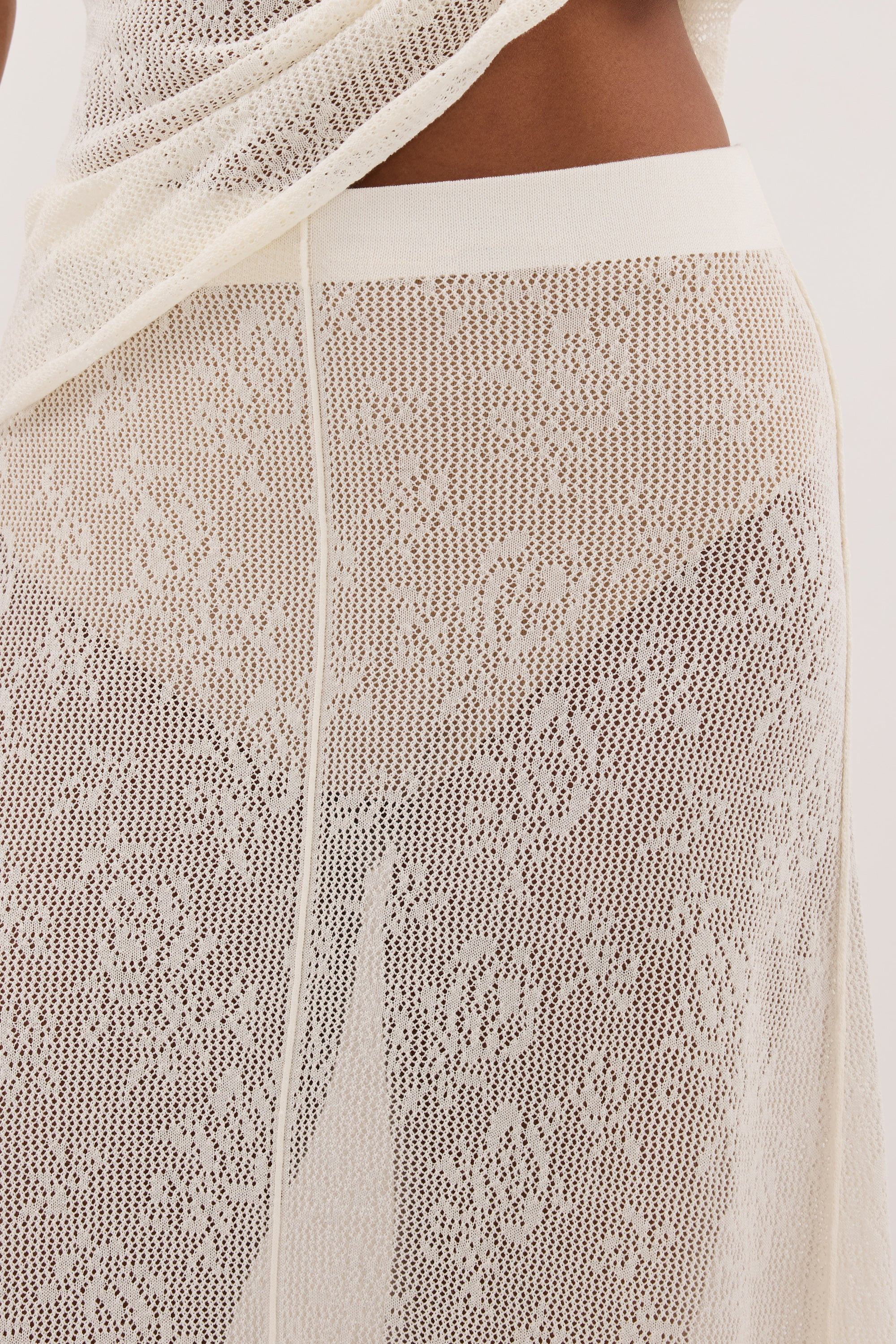 DELIA OFF WHITE LACE MAXI SKIRT | DISSH