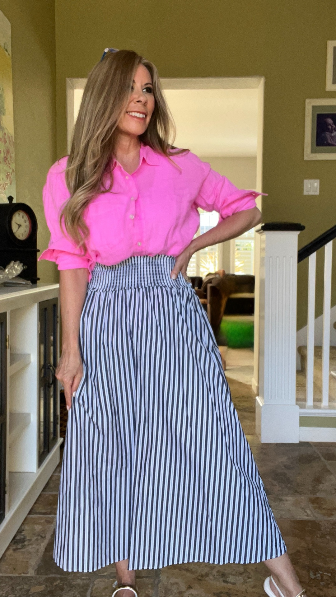 Show me spring. 

Linen
Poplin
Sandals 
Flowers 
That’s a great recipe 🌸

I love, great fabrics, and this midi skirt (more like a maxi on a petite) has a perfect smocked high waist to really highlight the smallest part. 

I can’t say enough about this beautiful linen top from the color to the fit and yes, this one comes in petite or regular 

Elevated. Casual. Classic Beautiful 
Xo,
Jill 💋

#LTKdayinmylife #LTKPetite #LTKOver40