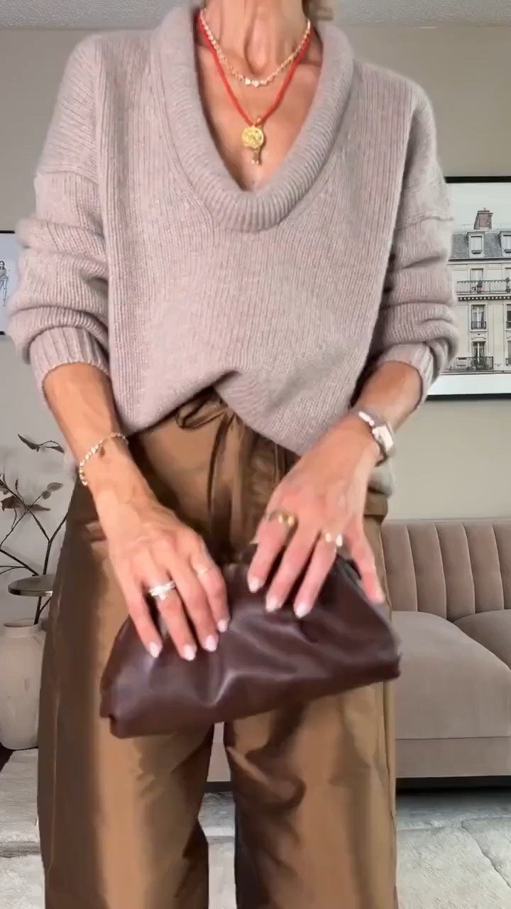 The most gorgeous chunky knit and taffeta combo! My taffeta pants are restocked but it won’t be for long! They are such a big favorite this season