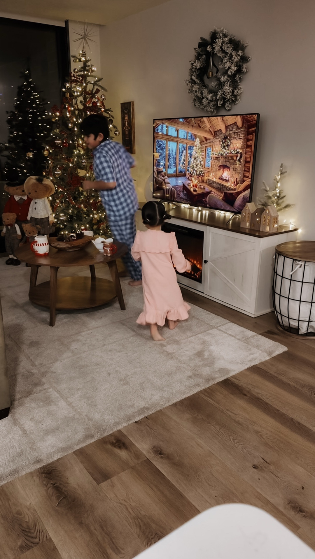 Home decor. Cozy vibes ☕️🤎🪵

#LTKHome #LTKmomlife #LTKHoliday