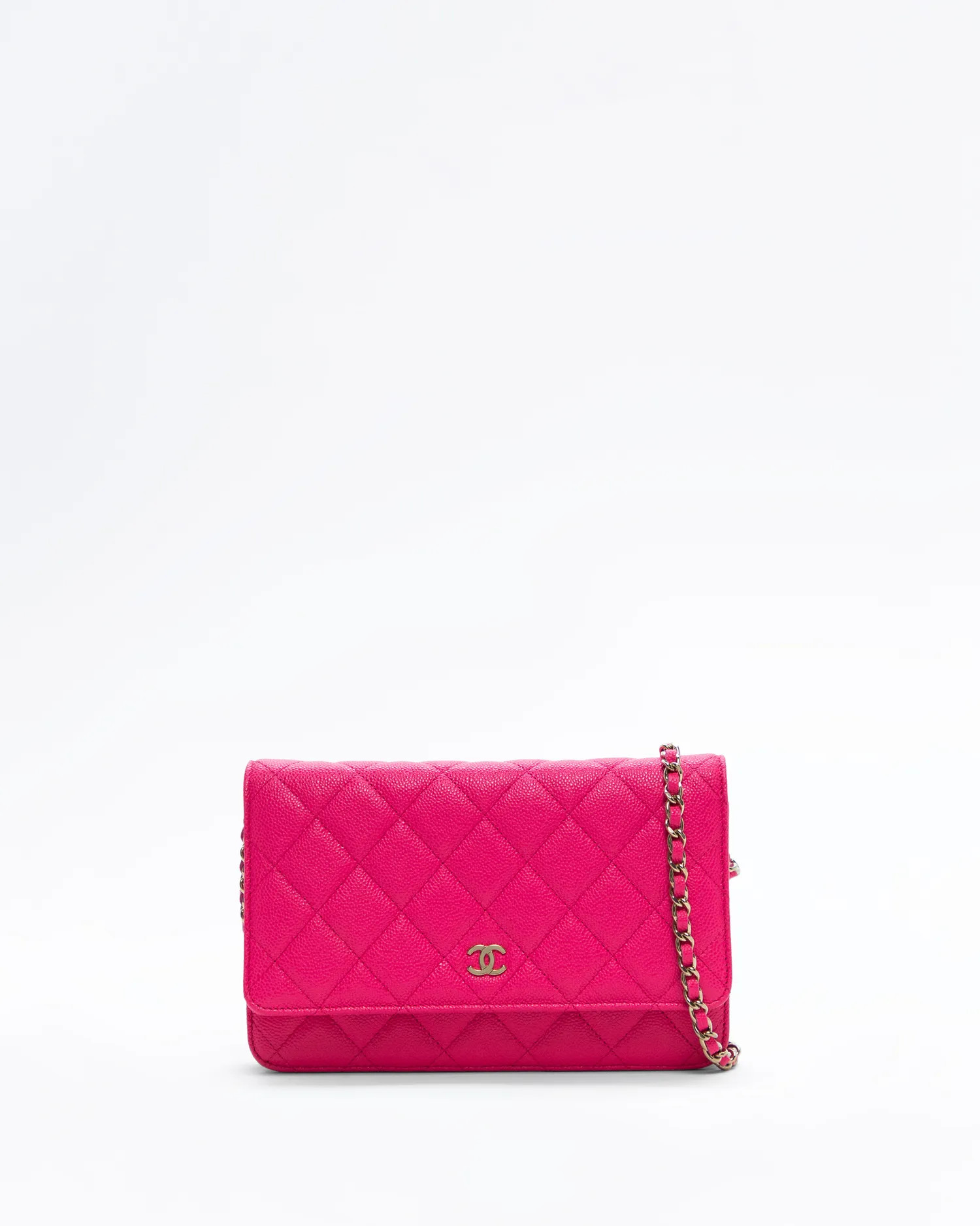 Caviar Quilted Wallet on a Chain | Vivrelle