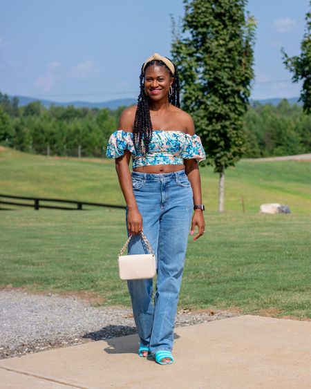 I have few summer looks in my backlog since I haven’t been posting consistently. We still have several weeks left of heat so y’all gonna get these lewks! 🤷🏾‍♀️👏🏾🤣

This was one of my favorites looks this summer. I was obsessed with this puff sleeve crop top I got from @abercrombie. This print is sold out but they have other colors and prints in this style on sale now! 

#LTKstyletip #LTKunder100 #LTKsalealert
