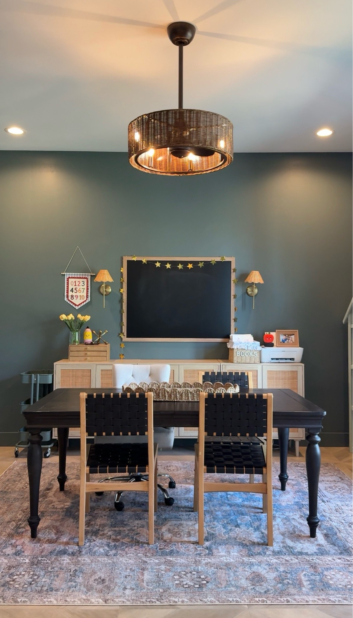 The perfect fandelier

#LTKHome