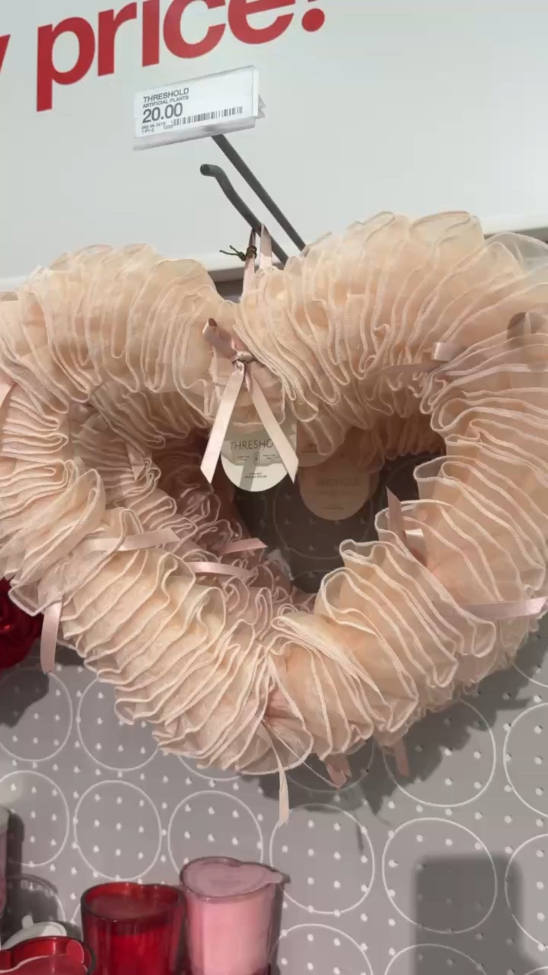 Heart wreath!! Also comes in red!