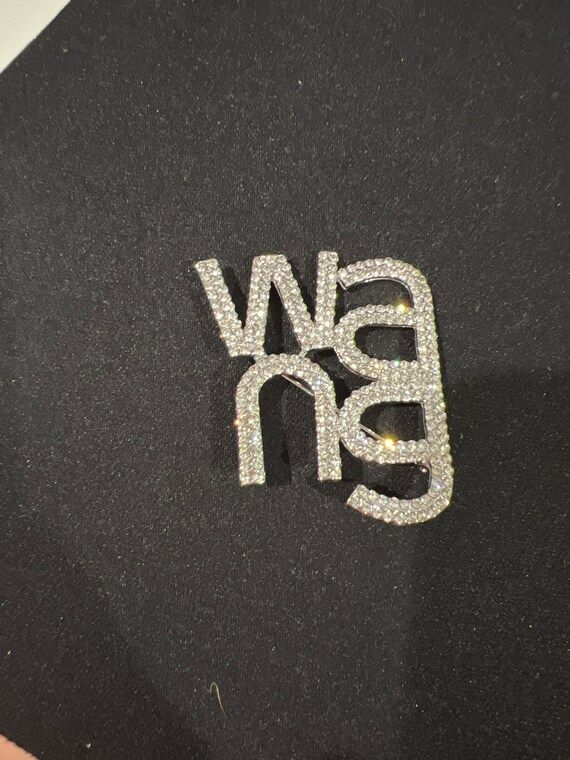 Wang brooch | Etsy (US)