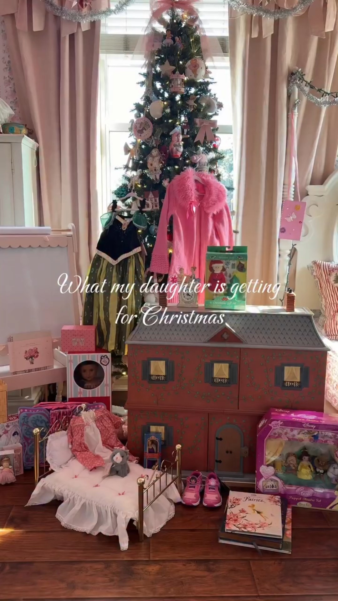 My daughters Christmas gifts🥹🎄🎀✨🩰 we are so excited for her to see everything💝💝 a mix of thrifted and new🥰 #kidsgiftideas #kidstoys #christmasgiftideasforkids #toddlergirl #girlmom