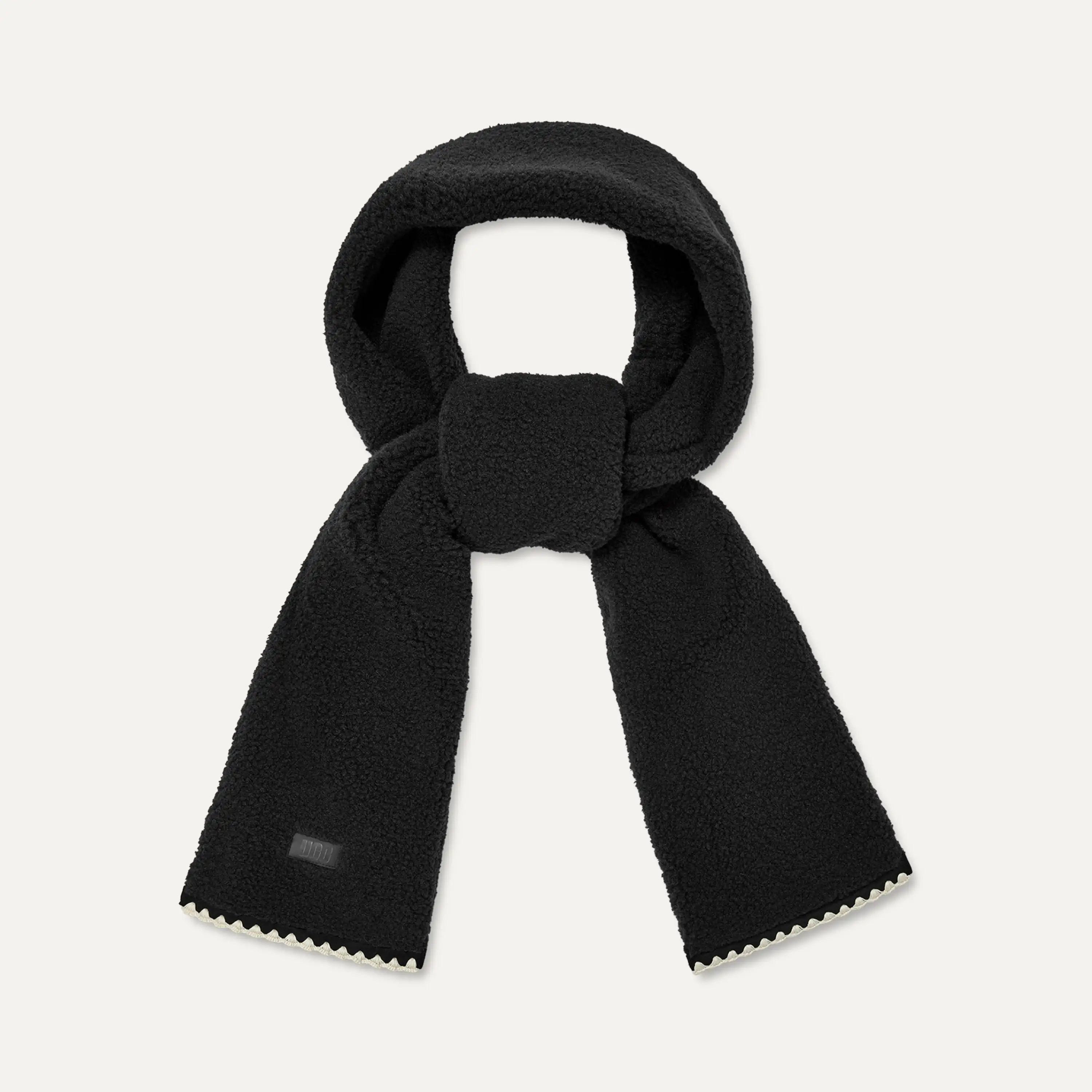 UGG® UGGfluff Scalloped Scarf for Women | UGG® UK | UGG (UK)
