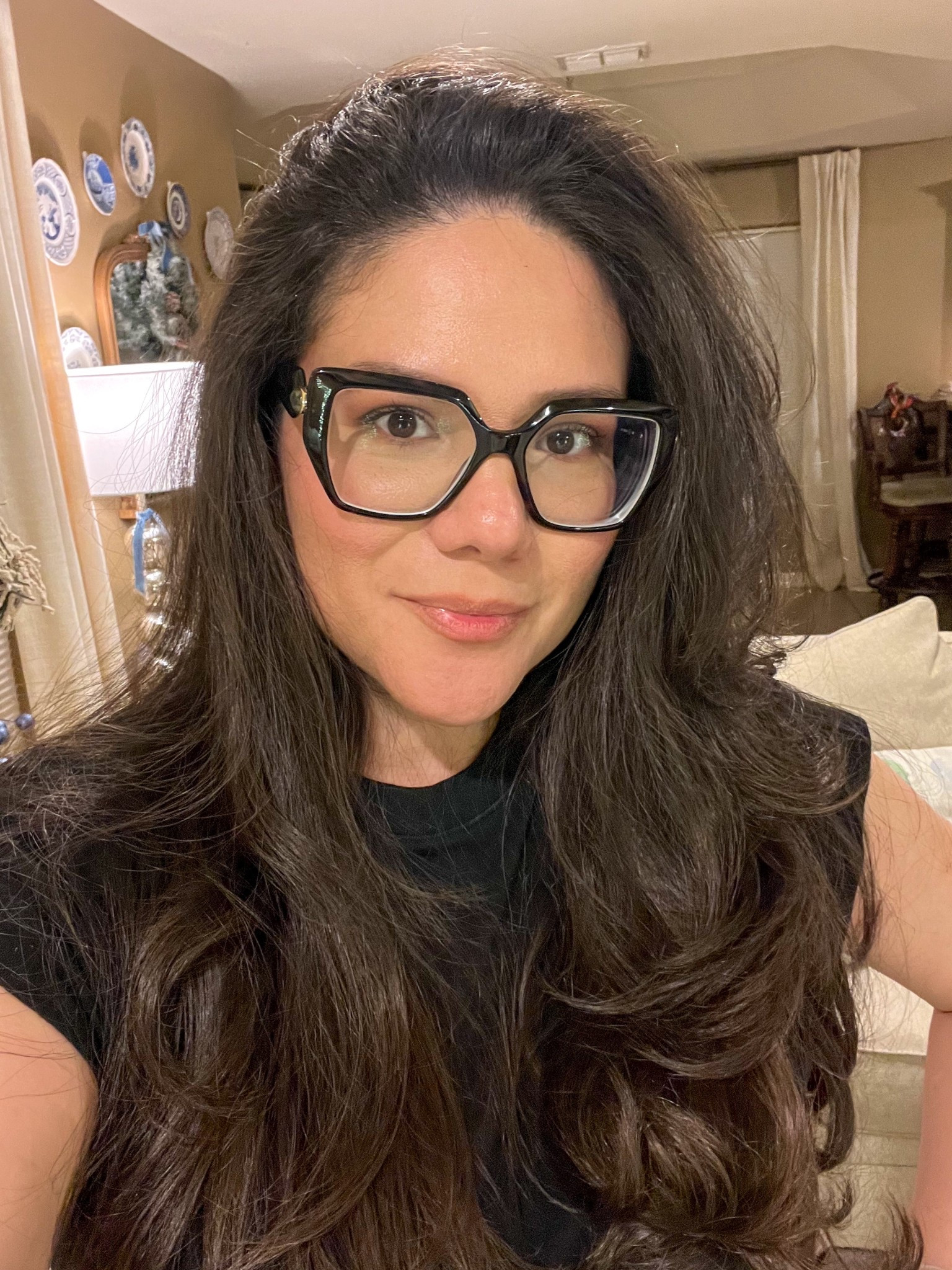 Kendra Scott dark tortoise large eye glasses
Eye frames
Oversized 

#LTKootd #LTKOver40 #LTKBeauty