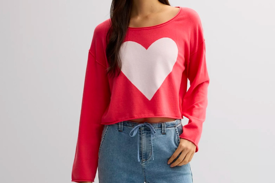 Tops that I want from Kohls! I wear an xl in most tops from there. 