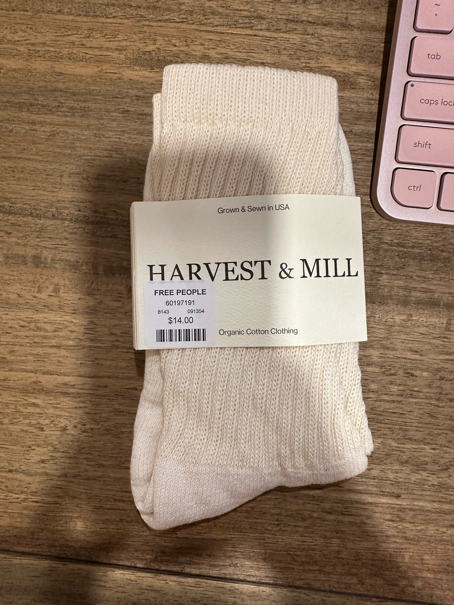 The perfect cream socks to pair with Birkenstock Boston clogs and Ugg ultra minis this fall 



#LTKunder50 #LTKunder100 #LTKSeasonal