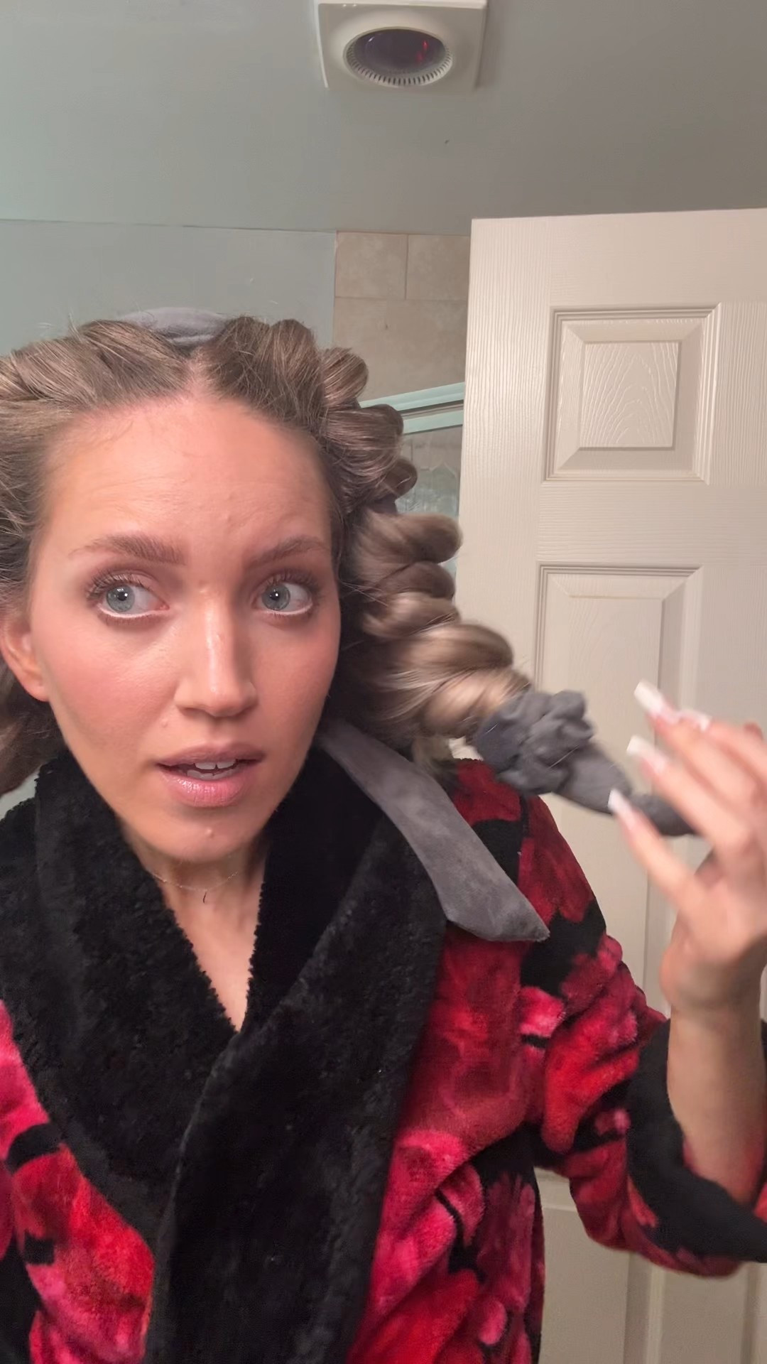 Heatless curls 

#LTKWatchNow #LTKBeauty #LTKStyleTip