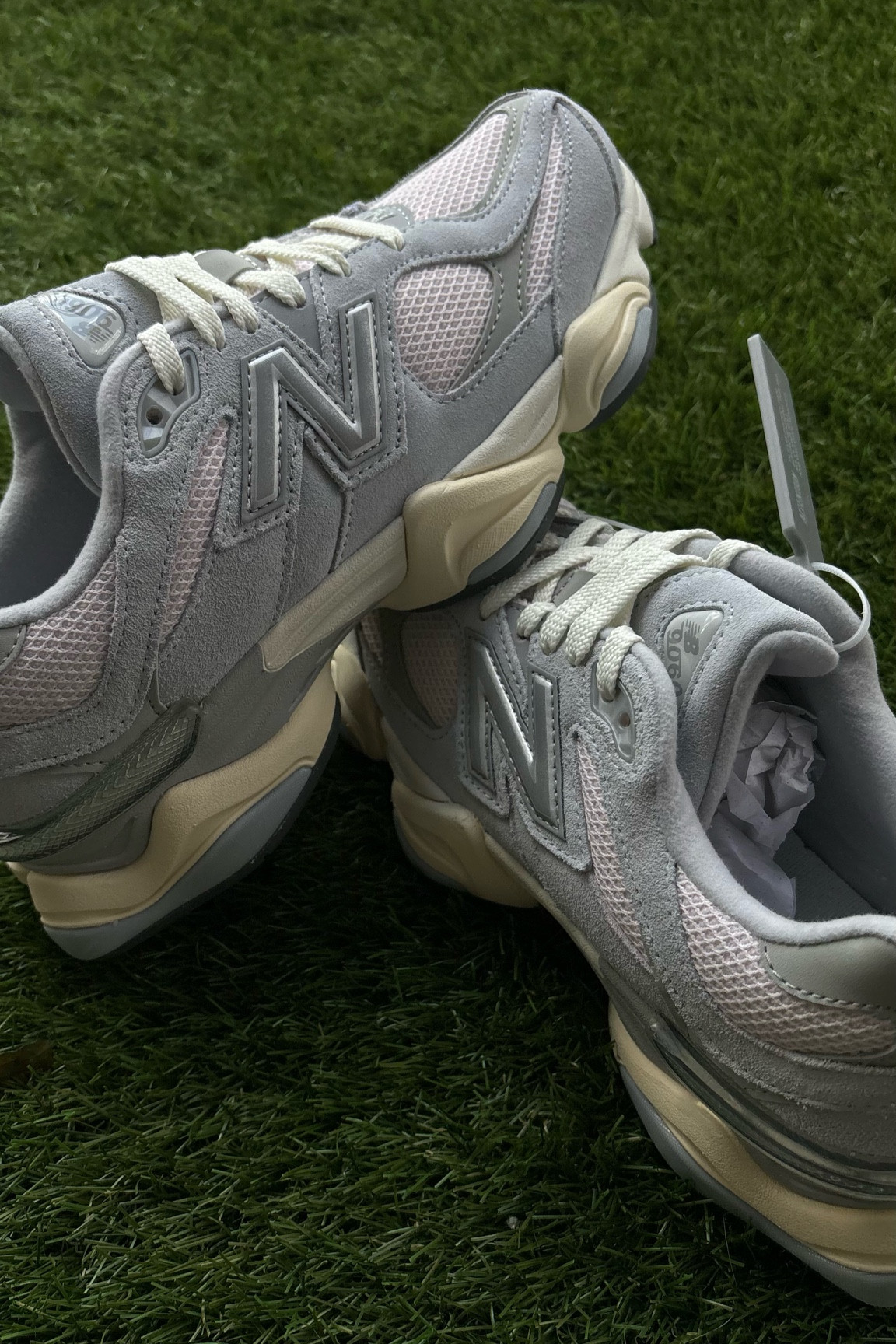 Lifestyle new balance ! Sold out in this color but I found a grey pair ! Super comfy and girly !

#LTKSaleAlert #LTKActive #LTKFallSale