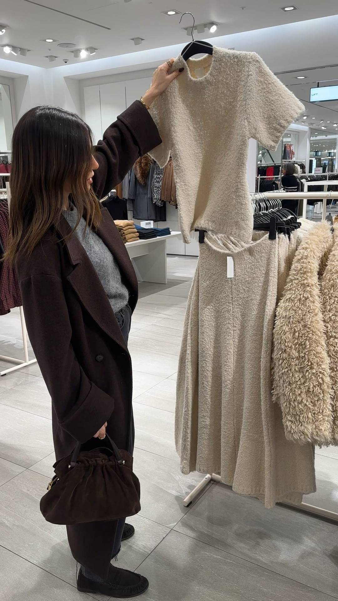 Five minutes, five finds in H&M 👀👀

#LTKuk #LTKstyletip #LTKwinter