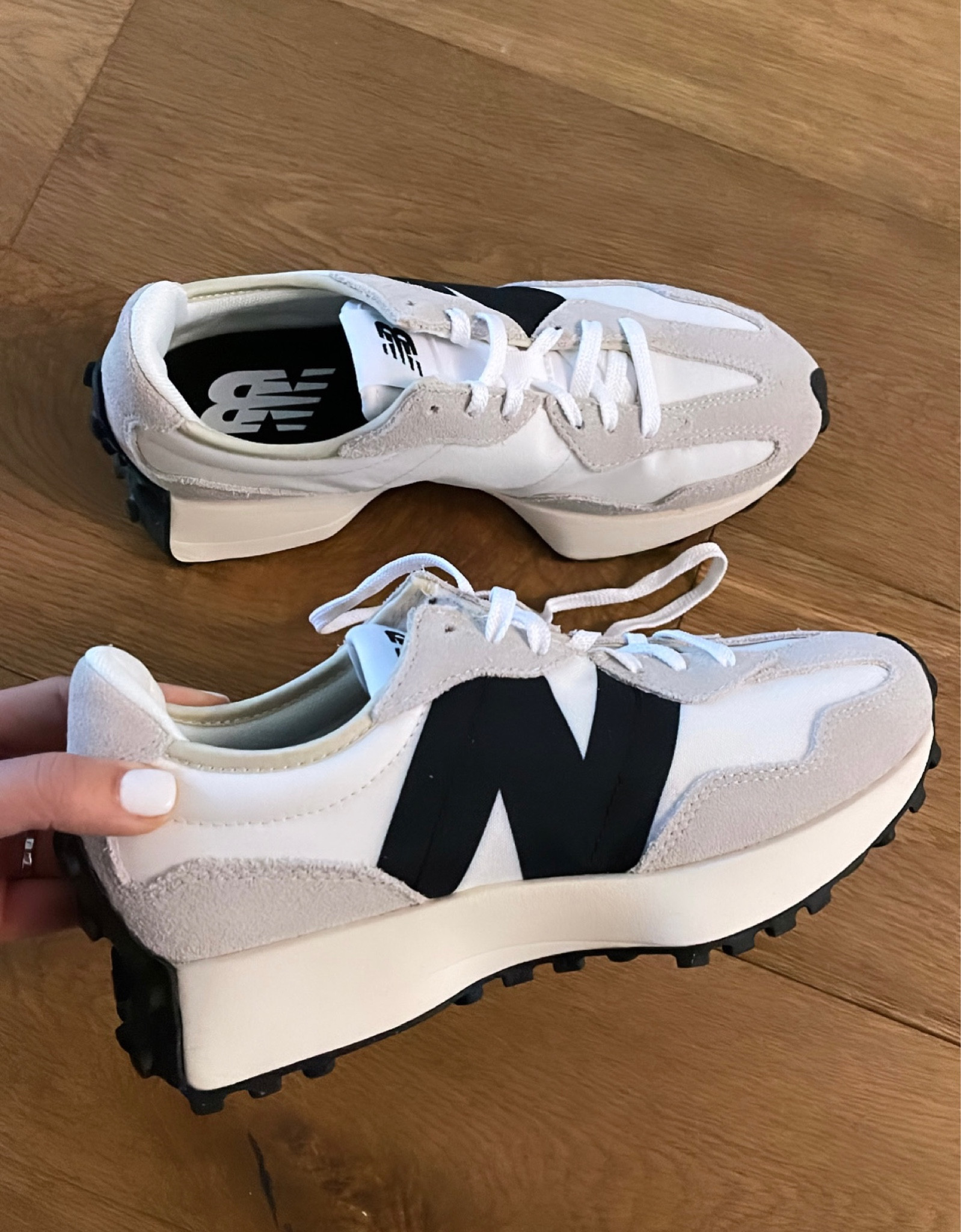 New Balance 327 just arrived and I love these shoes!

#LTKstyletip #LTKshoecrush #LTKunder100