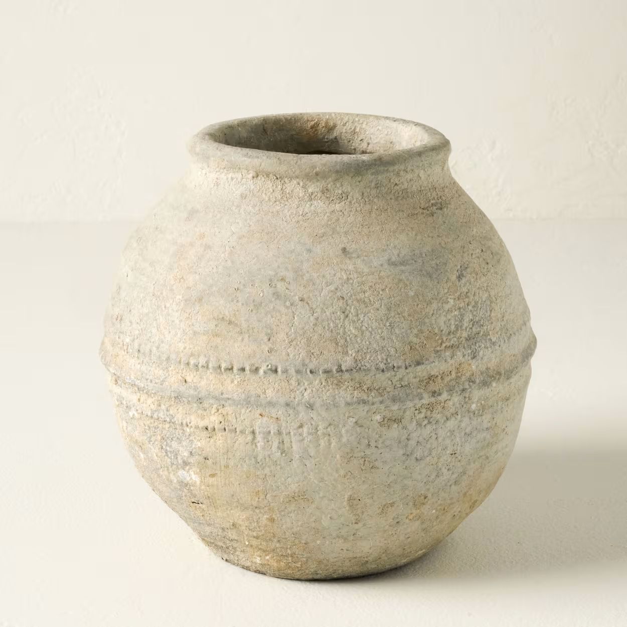 Concrete Round Vase | Magnolia