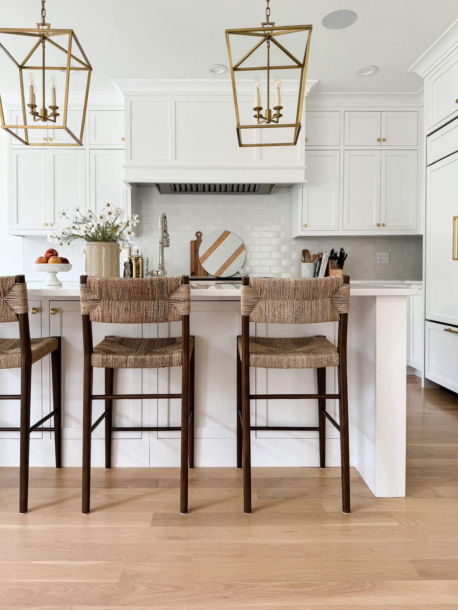 White kitchen, Brass Kitchen Hardware, Brass Lanterns, Visual Comfort Medium Size Darlana Lantern, Walnut and Woven Kitchen Counter Stools, Nancy Meyers Aesthetic, Serena and Lily, Modern Coastal Kitchen, Pure Salt Interiors, California Coastal, East Coast Traditional, Kitchen design, Kitchen Island Lighting, Kitchen Decor, Minimalist, Look for Less, Amazon Home Finds, Kitchen Island Styling, World Market Finds, Target Finds

#LTKHome #LTKStyleTip #LTKSaleAlert