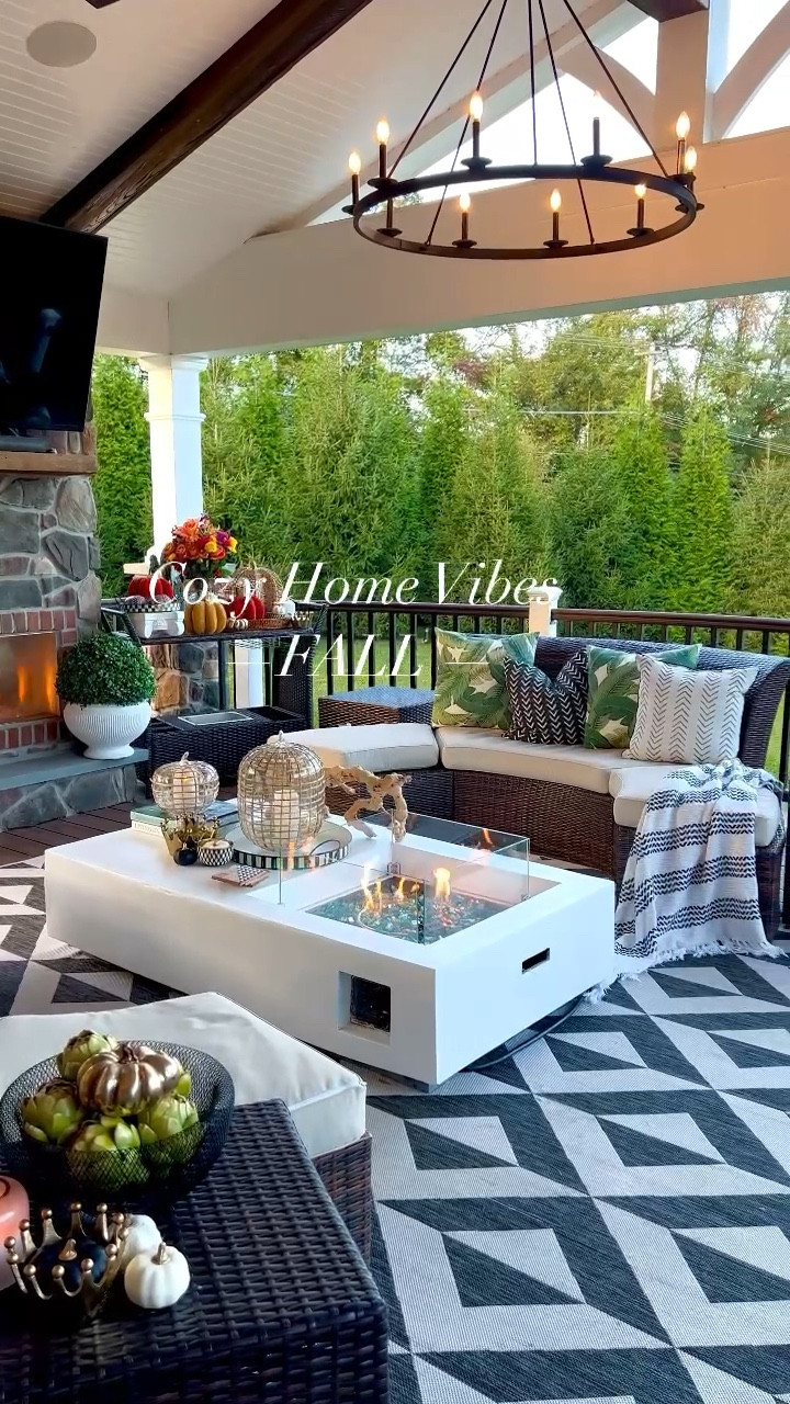 Fall decor, home decor, outdoor decor, fire table( I painted it white) outdoor rug, wayfair, ceiling fan, outdoor sofa, bar cart

#LTKVideo #LTKhome