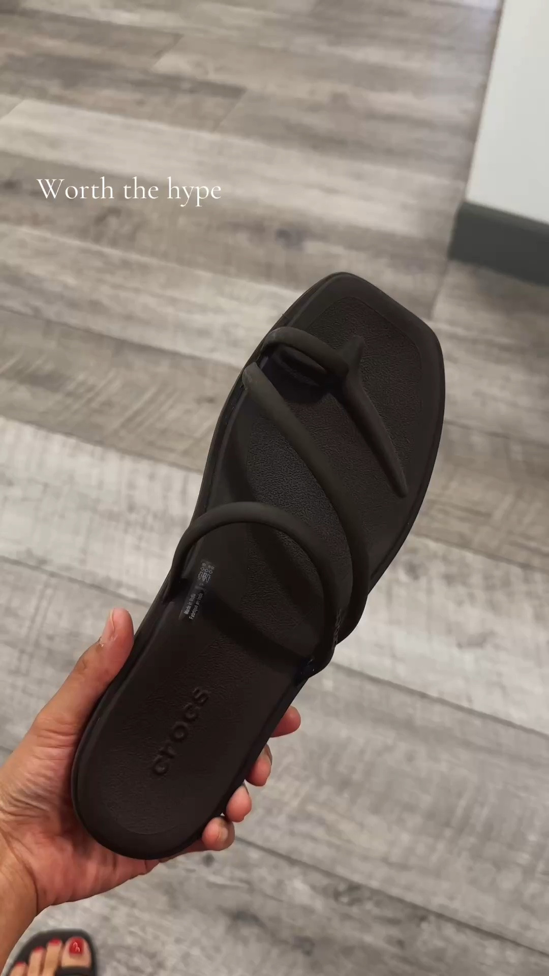Since buying the VIRAL Miami Crocs, I have grabbed these every single day! This coffee colors matches every outfit. Comfy + stylish! So worth the hype ✨

#crocs #crocsmiami #sandals #summer

#LTKSaleAlert #LTKSeasonal #LTKootd