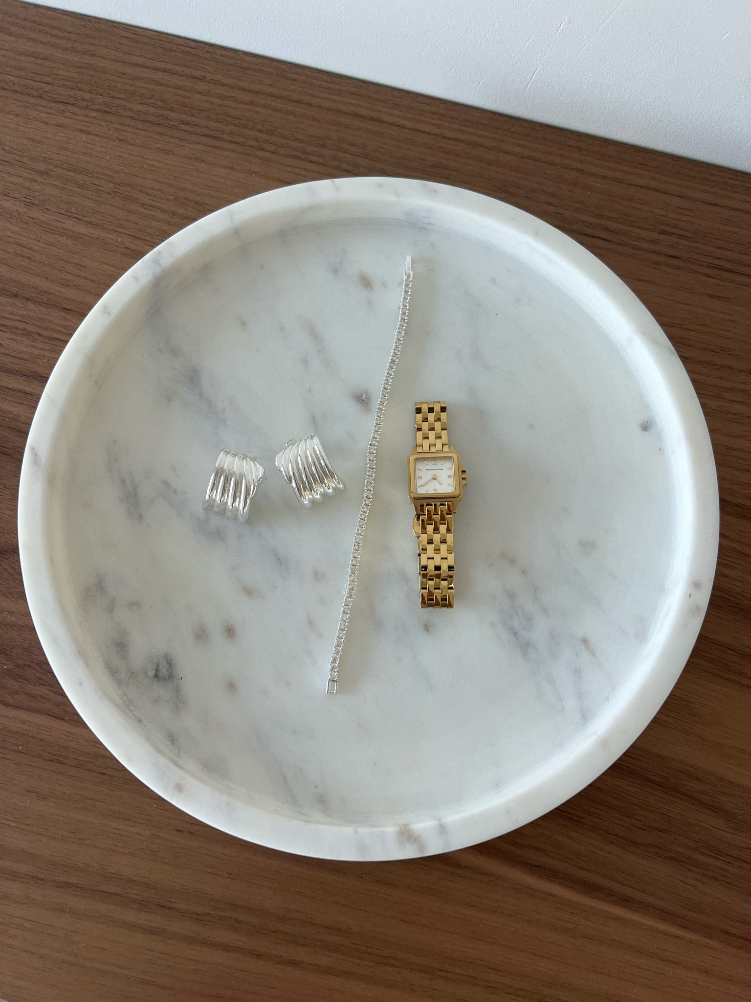 Marble tray for makeup, candles, jewellery etc🤍 

#LTKFamily #LTKHoliday #LTKHome