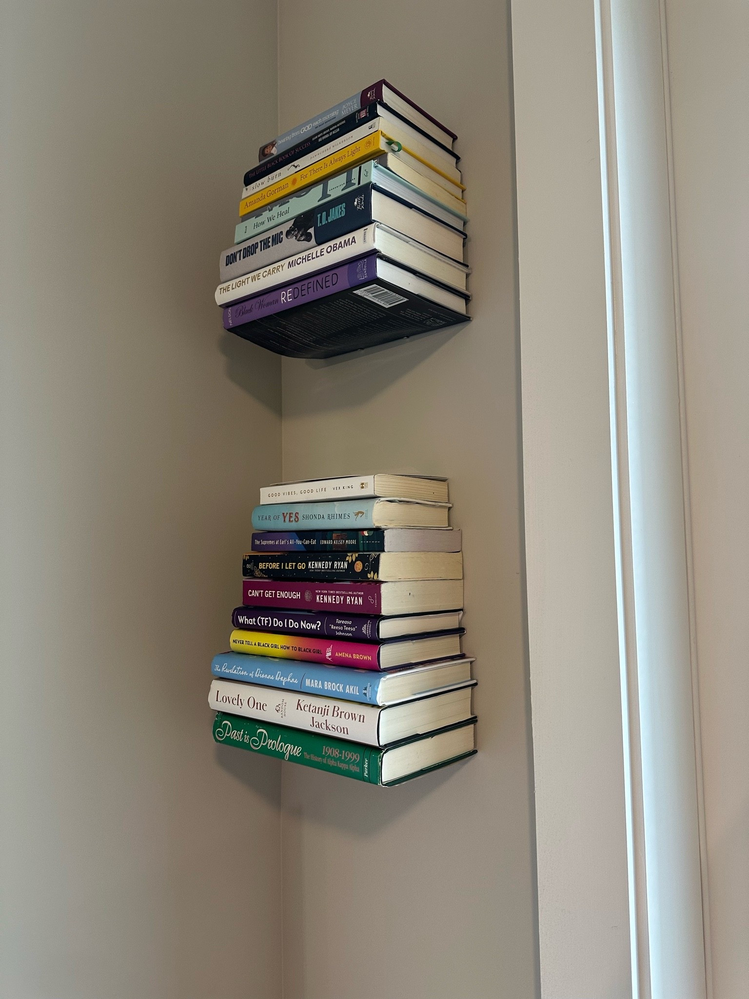 Loving these invisible book shelves!

#LTKHome
