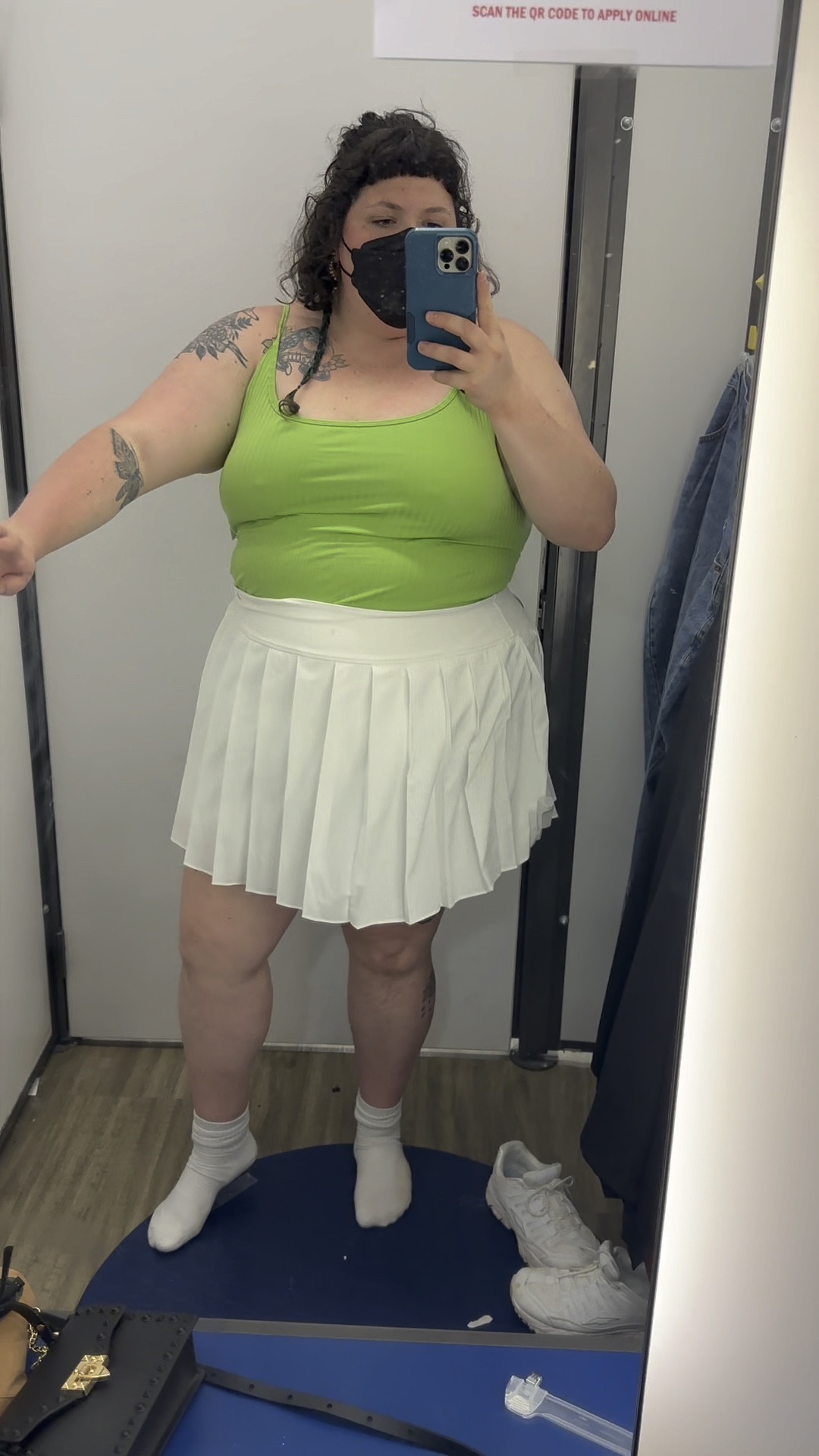 In the old navy fitting room! Found the cutest plus size skort and took this video for my sister… but you can have it too!

#LTKcurves #LTKfit #LTKunder50