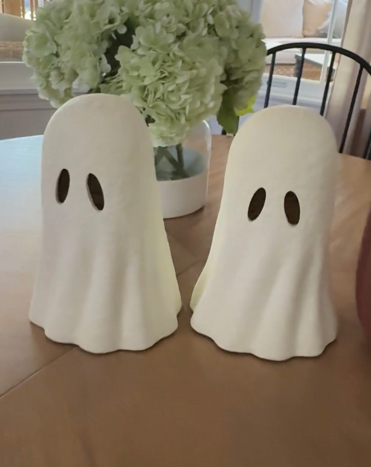 Paper mache ghosts

#LTKSeasonal #LTKHome